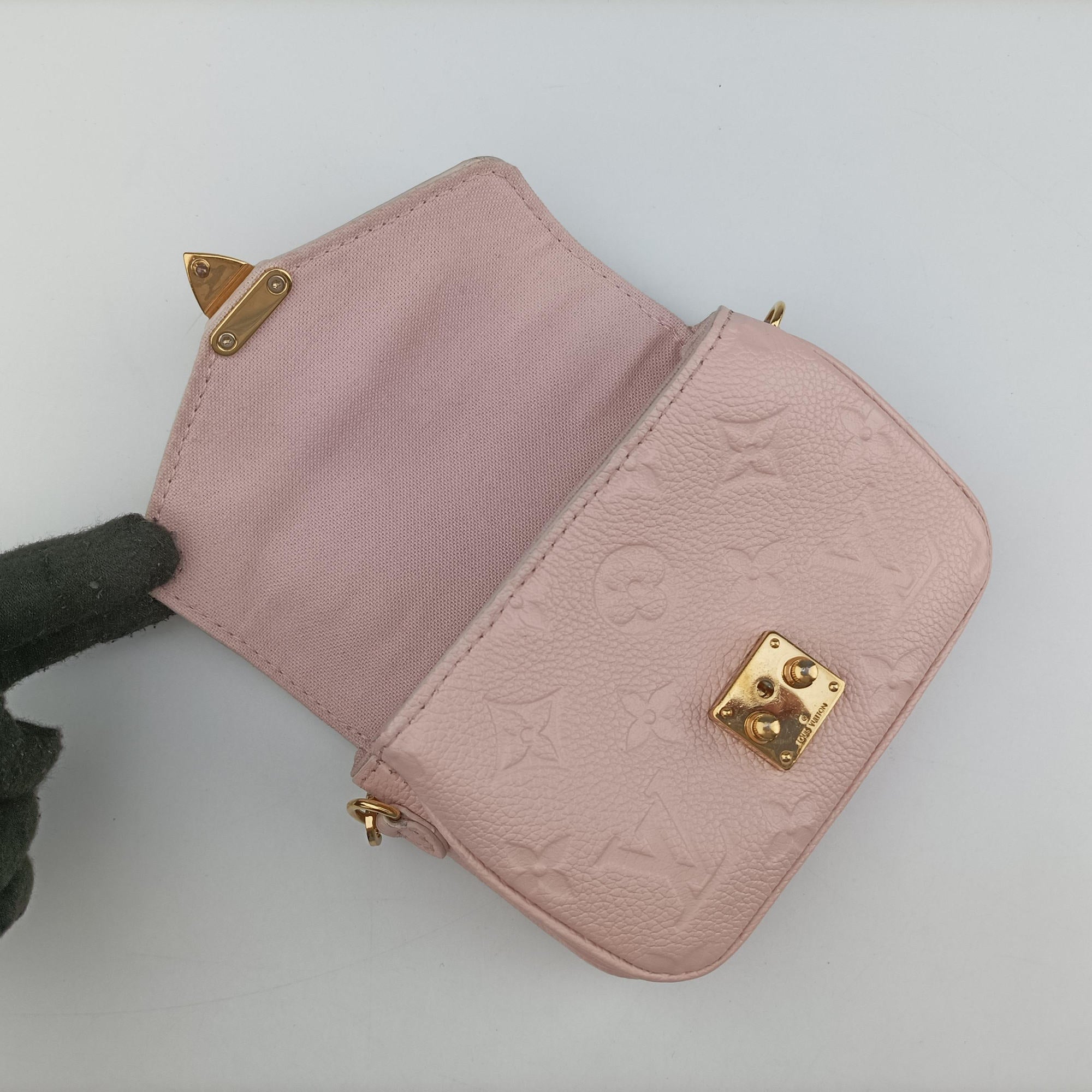 Pre-owned Louis Vuitton Micro Metis Pouch Chain Monogram Rose Pomelo Monogram Empreinte M81389 shoulderbag | stylenewstar