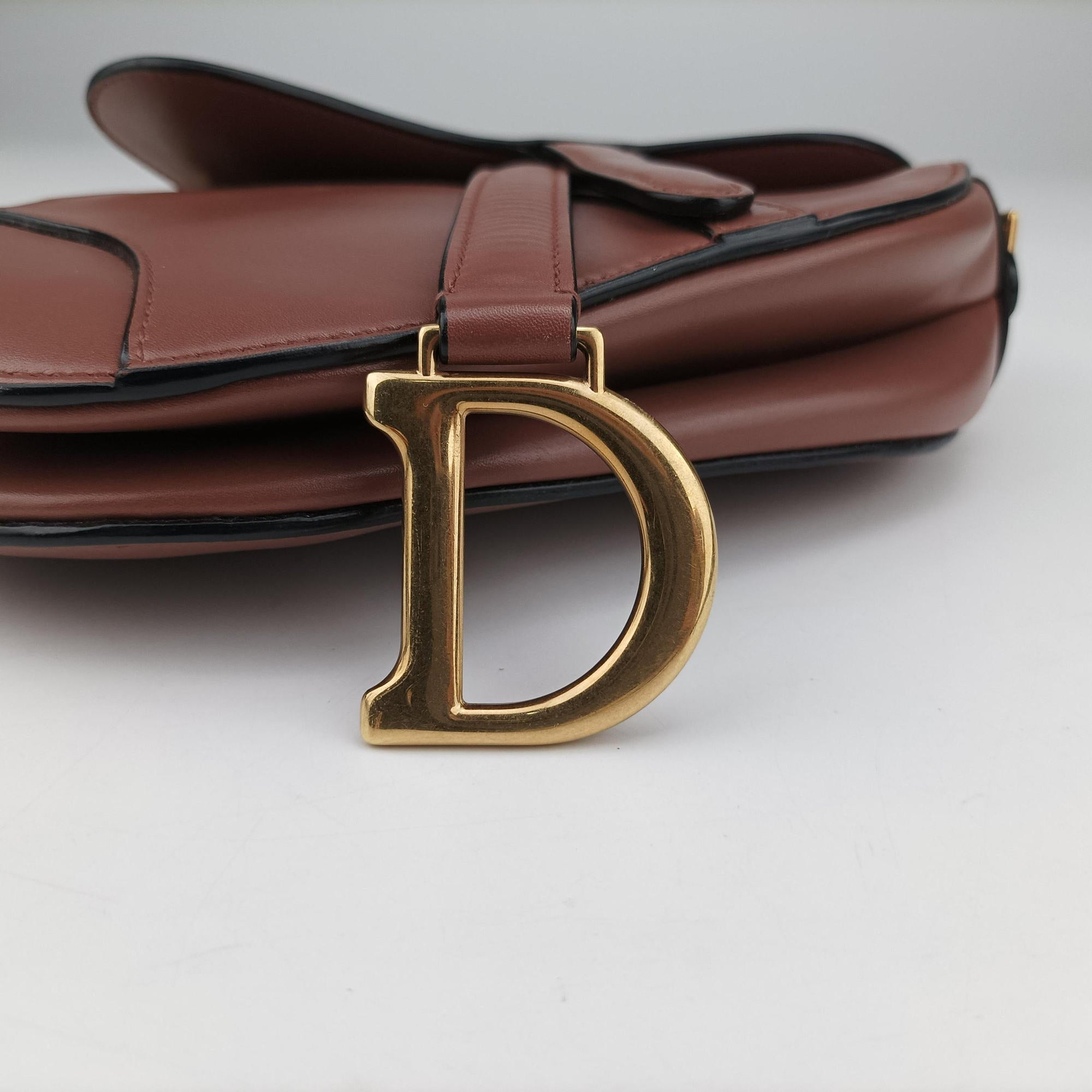 Pre-owned Christian Dior Saddle Pink Leather  handbag | stylenewstar