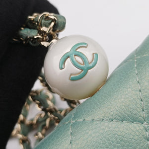 Secondhand Chanel Mini Matelasse Pearl Coin Purse Green lambskin AP2119 handbag | stylenewstar