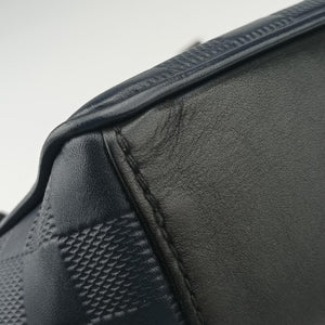 Pre-owned Louis Vuitton District PM Noir Damier Infini Leather N41033 shoulderbag | stylenewstar