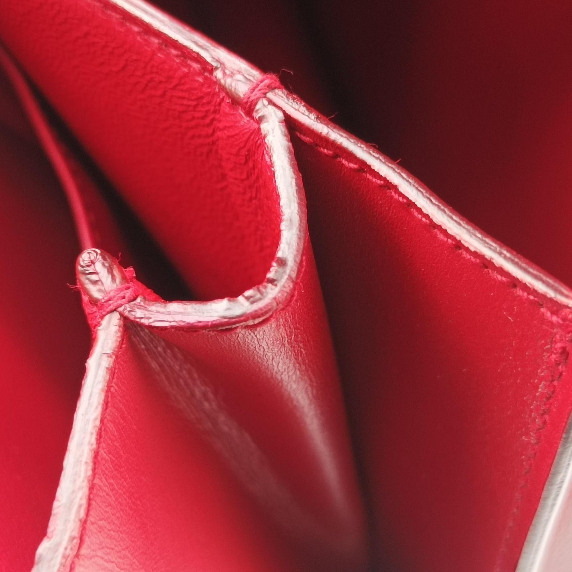 Pre-owned Celine Classic Box Red Leather  shoulderbag | stylenewstar