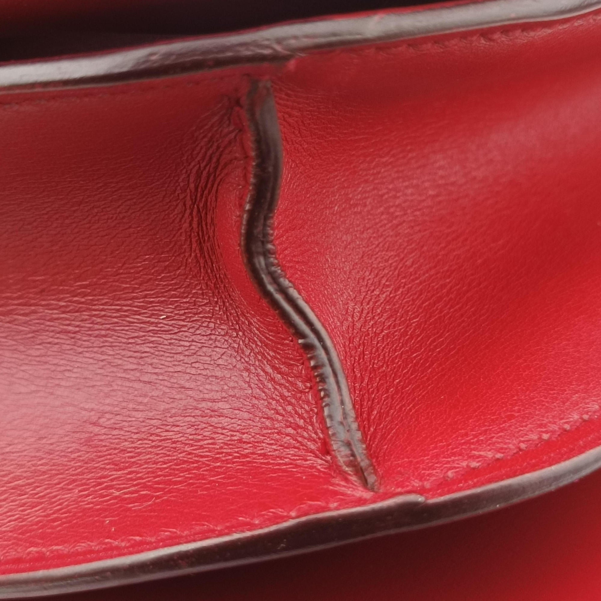 Pre-owned Celine Classic Box Red Leather  shoulderbag | stylenewstar