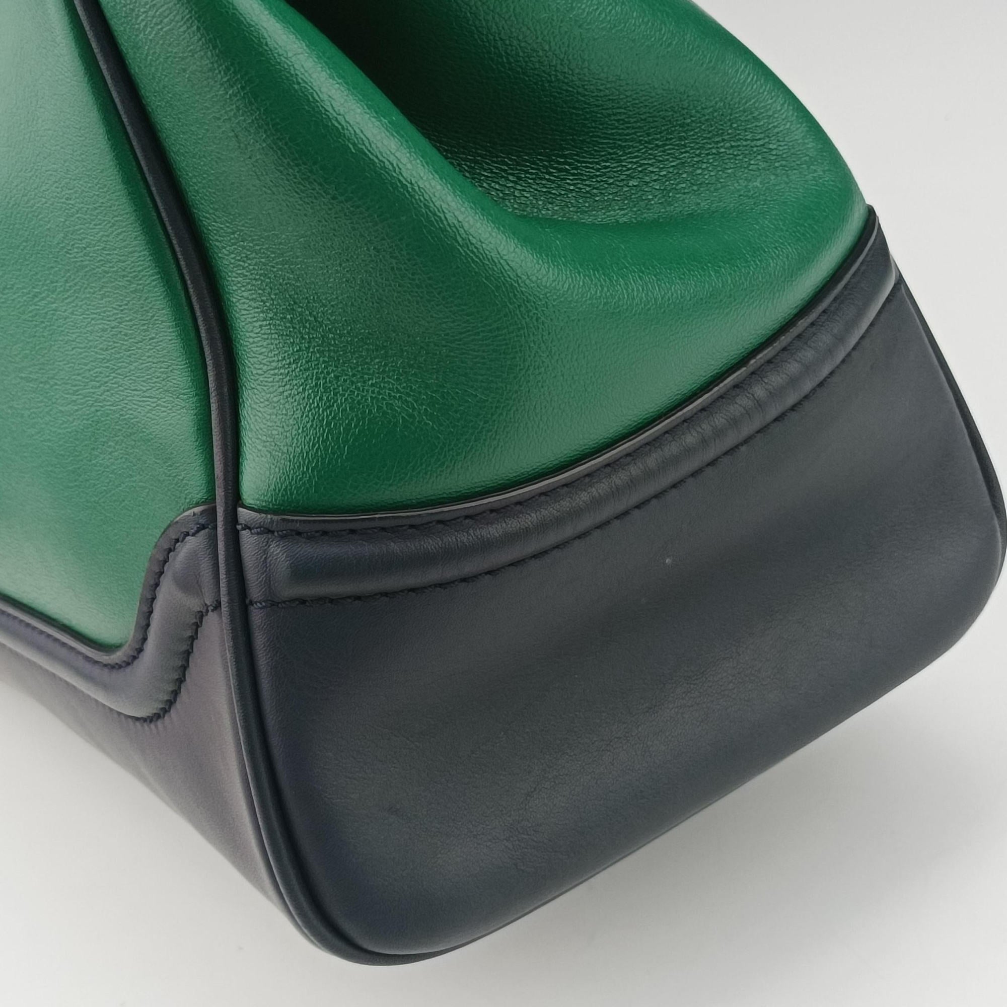 Vintage VERSACE Palazzo Empire Green×Navy×Purple Leather  handbag | stylenewstar