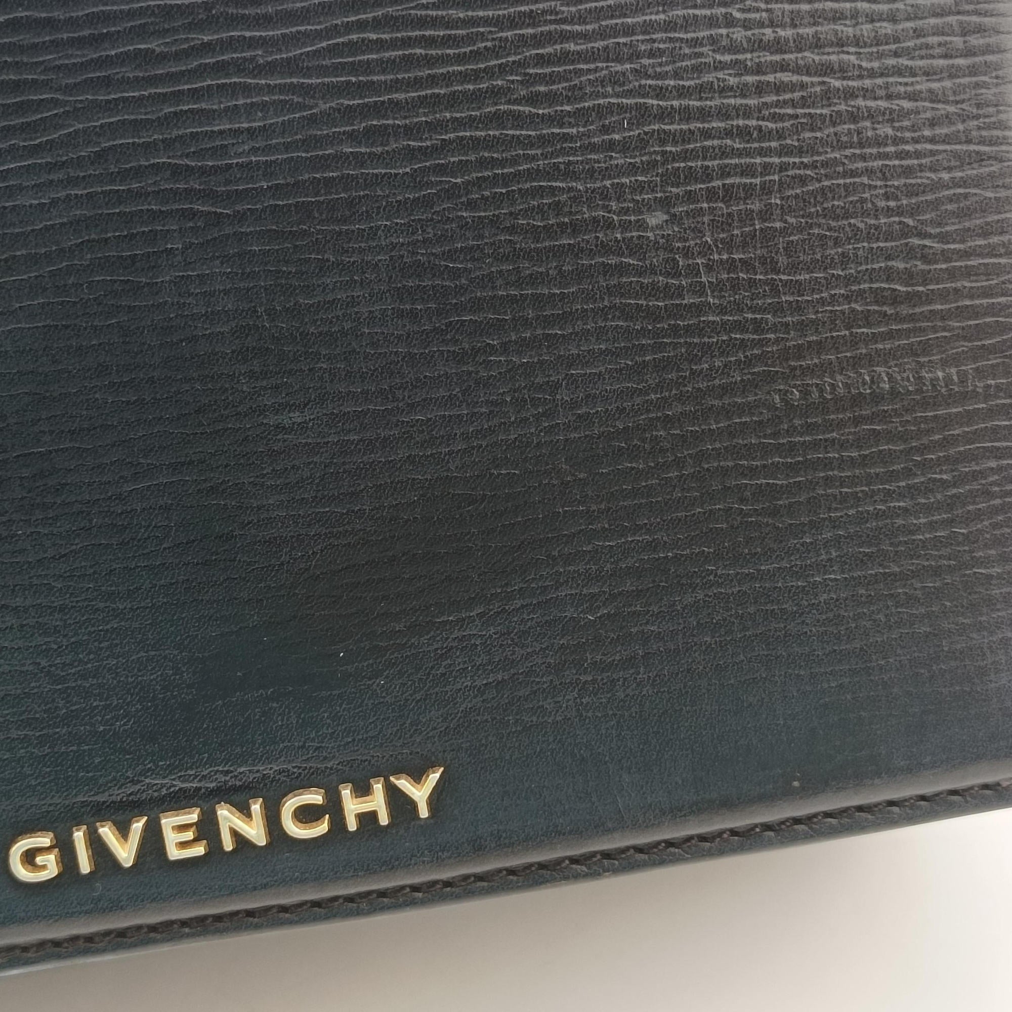 Pre-owned Givenchy Pandora Box Black Leather  shoulderbag | stylenewstar