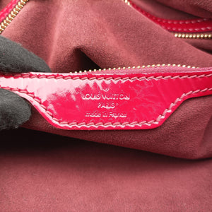 Pre-owned Louis Vuitton Surya L Cerise Vernis M95880 handbag | stylenewstar