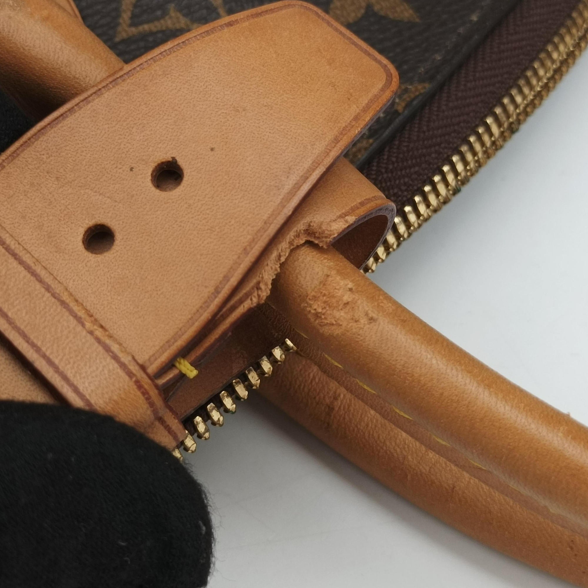 Pre-owned Louis Vuitton Lockit MM Brown Monogram Canvas×calf leather M40606 handbag | stylenewstar