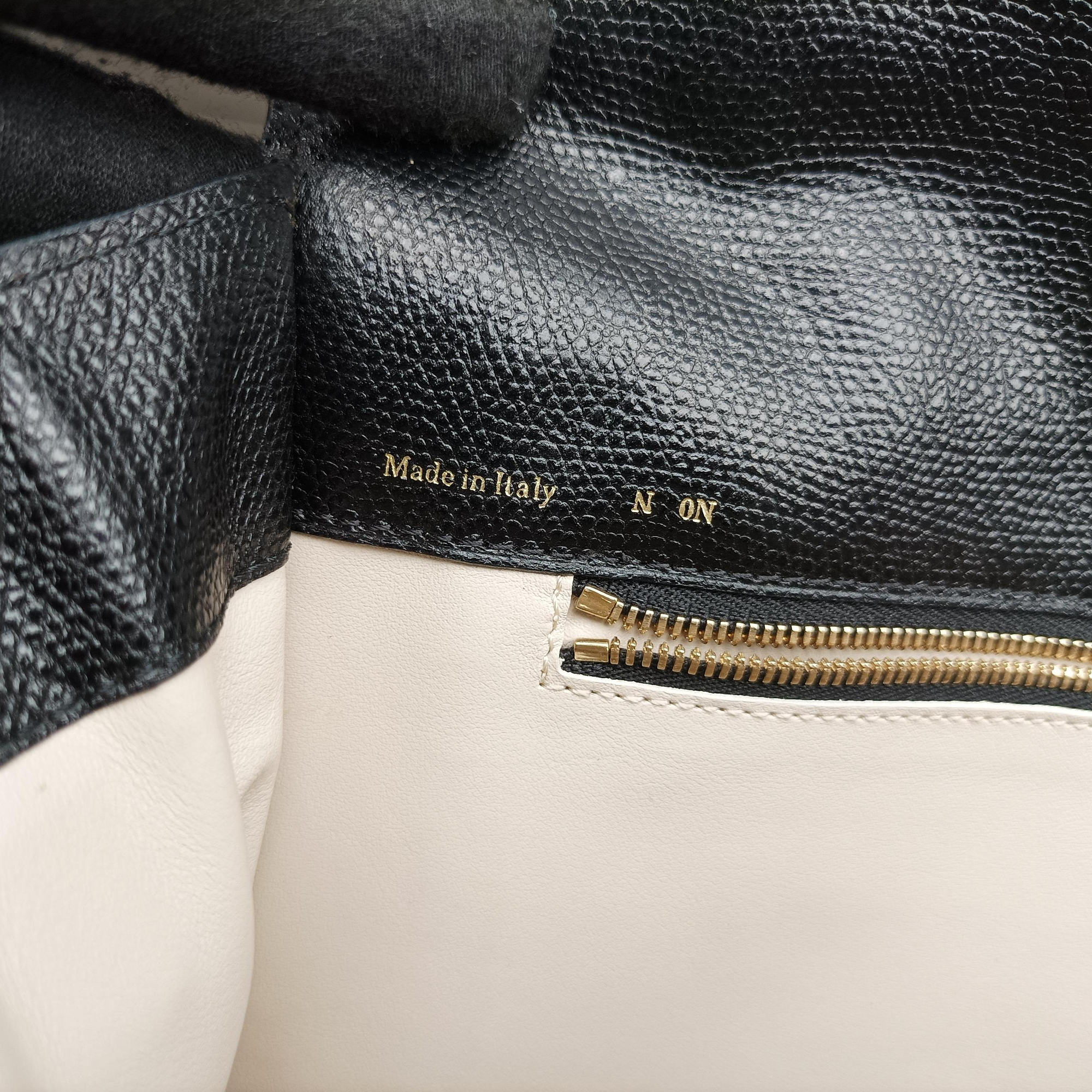 Secondhand Valextra Iside Black Calfskin  handbag | stylenewstar