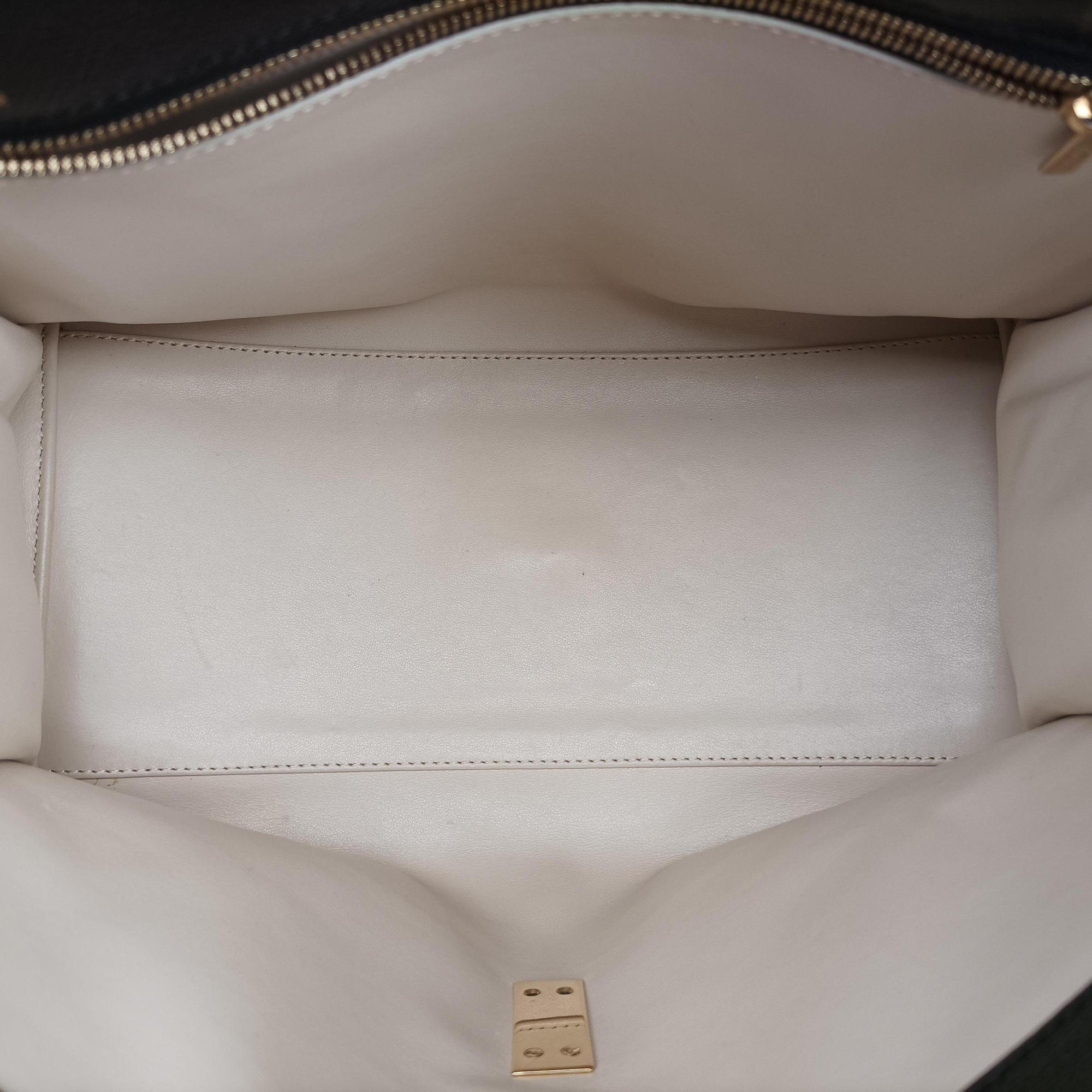 Secondhand Valextra Iside Black Calfskin  handbag | stylenewstar