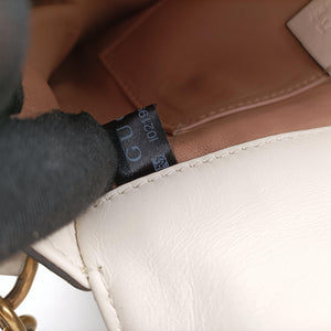 Pre-owned Gucci Broadway Pearl Bee White Leather 453778 shoulderbag | stylenewstar