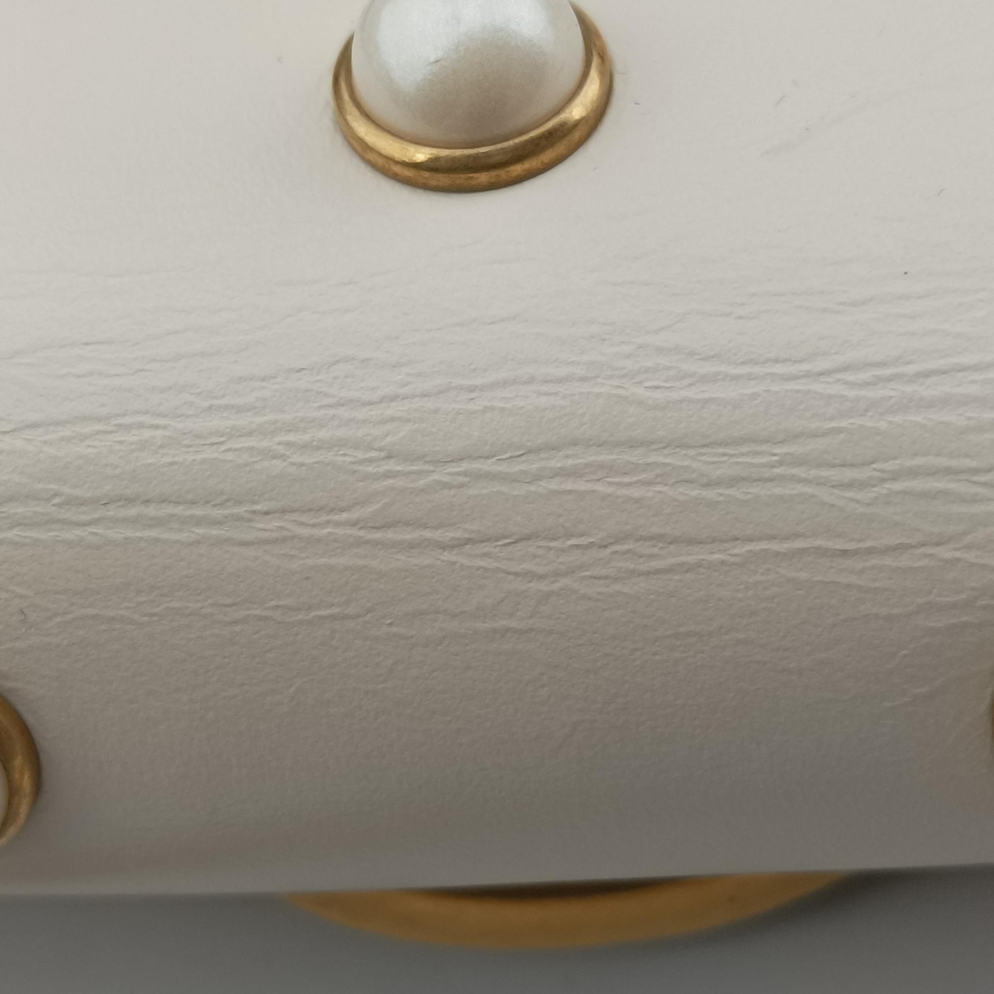 Pre-owned Gucci Broadway Pearl Bee White Leather 453778 shoulderbag | stylenewstar
