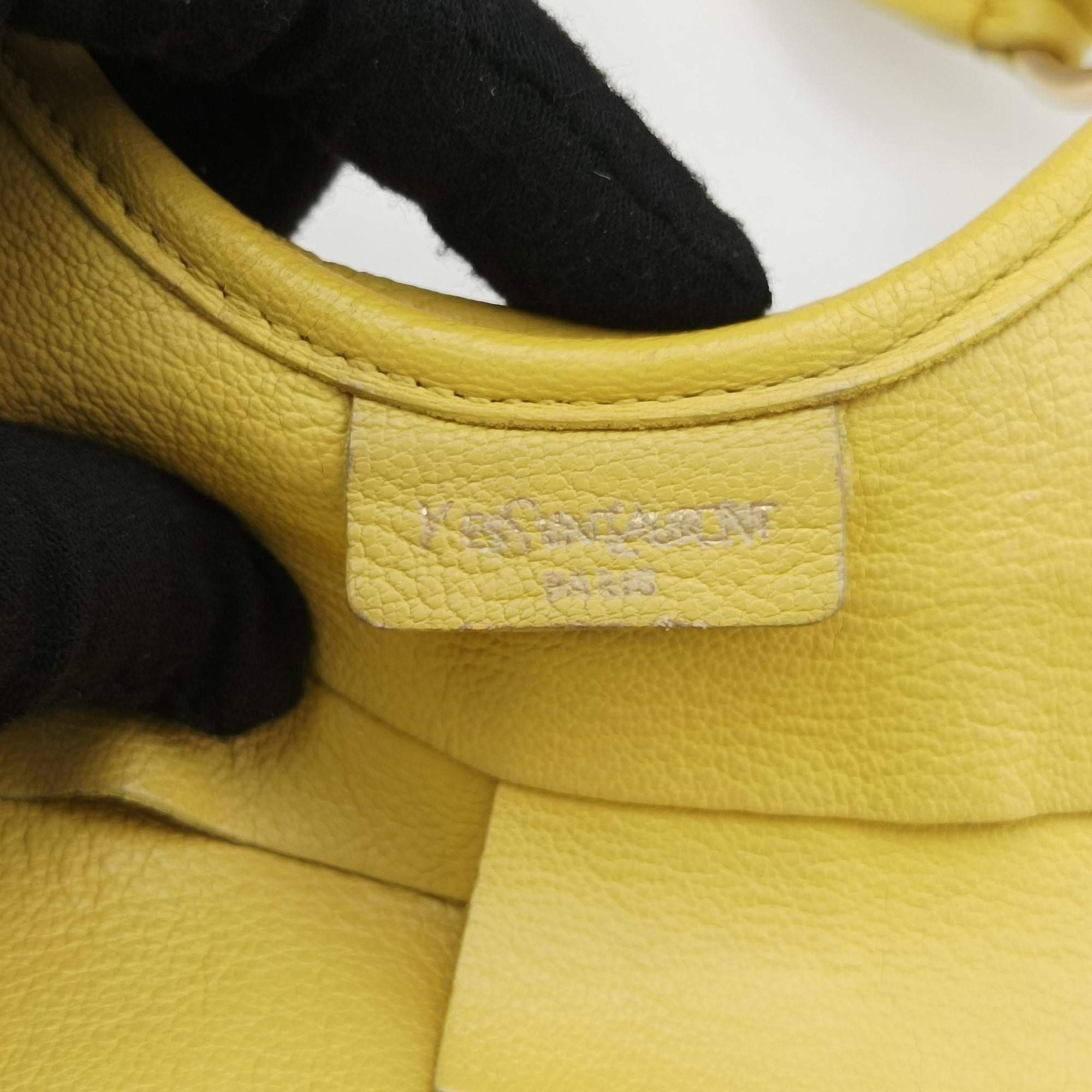 Vintage Yves Saint Laurent Mombasa Yellow Leather 122244 shoulderbag | stylenewstar