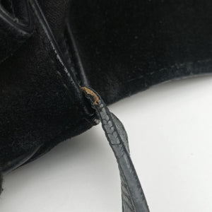 Pre-owned Gucci Arli Black Suede×leather 550126 shoulderbag | stylenewstar