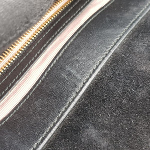 Pre-owned Gucci Arli Black Suede×leather 550126 shoulderbag | stylenewstar