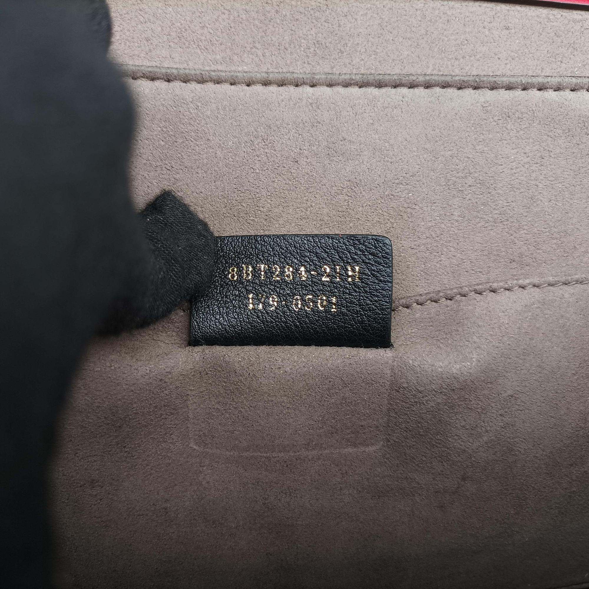 Pre-owned Fendi Kan I F Red Leather 8BT284 shoulderbag | stylenewstar