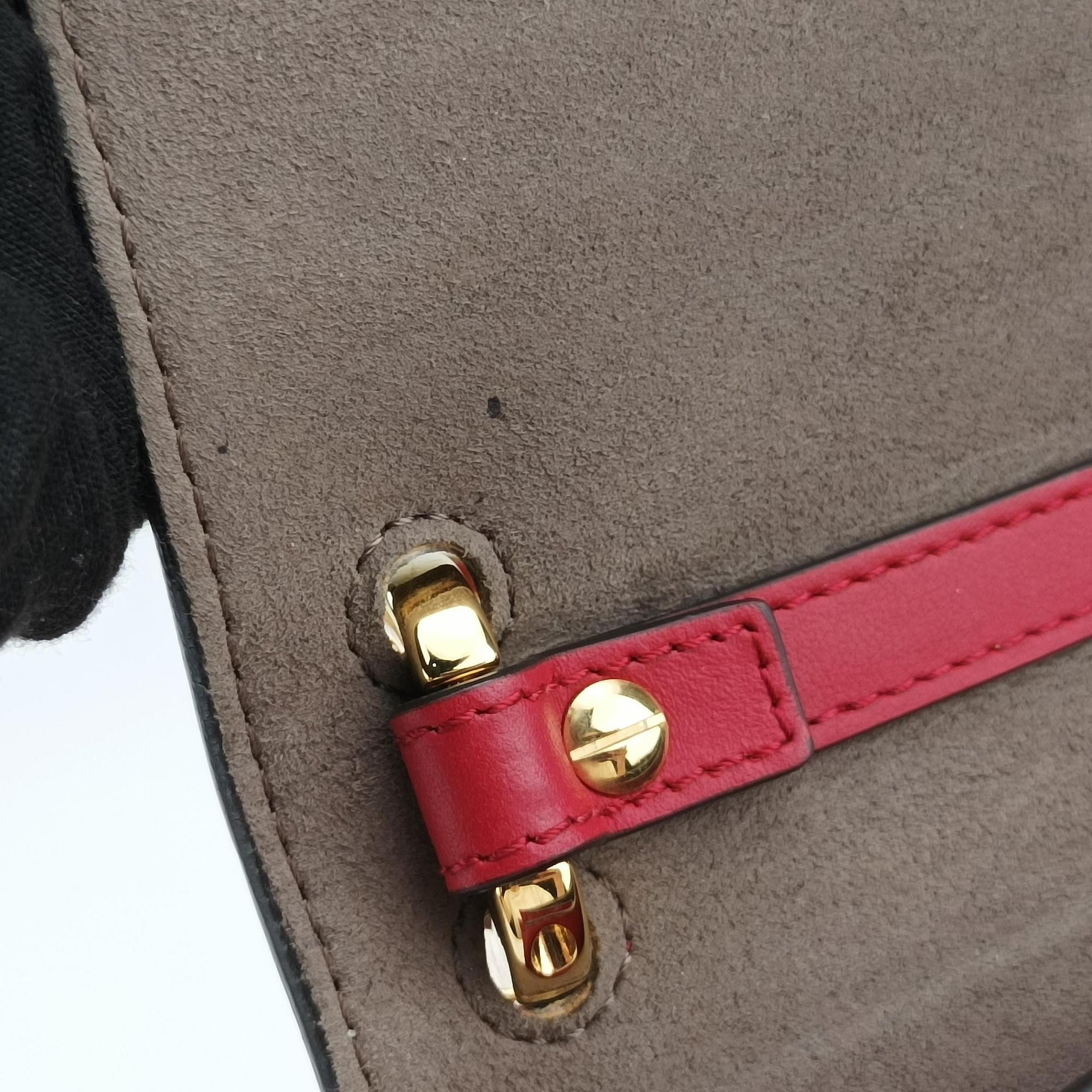 Pre-owned Fendi Kan I F Red Leather 8BT284 shoulderbag | stylenewstar