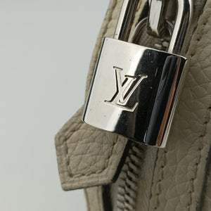 Vintage Louis Vuitton Parnassea Alma Blanc Casse Taurillon Leather M48878 shoulderbag | stylenewstar