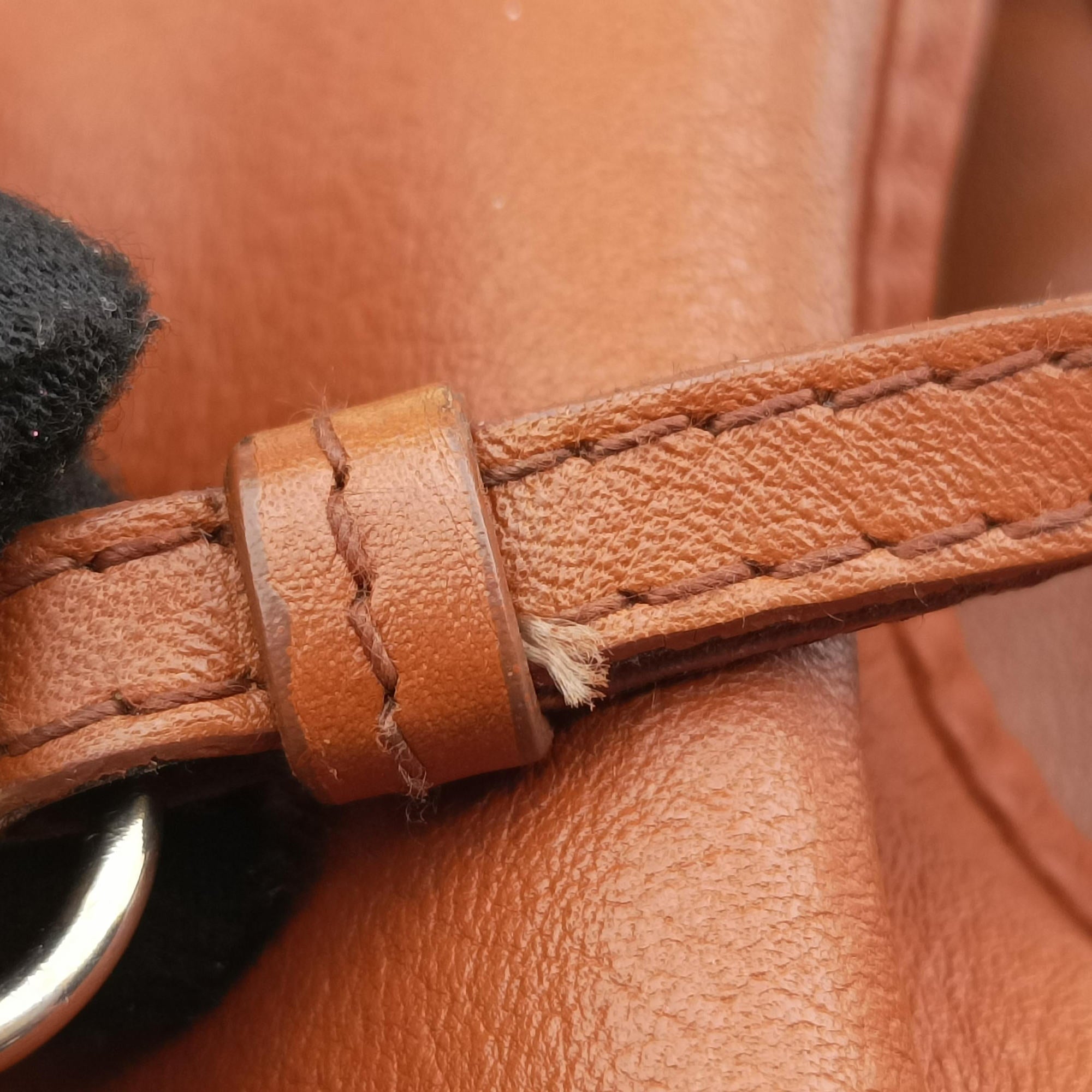Secondhand Christian Dior Hobo Brown Leather  handbag | stylenewstar