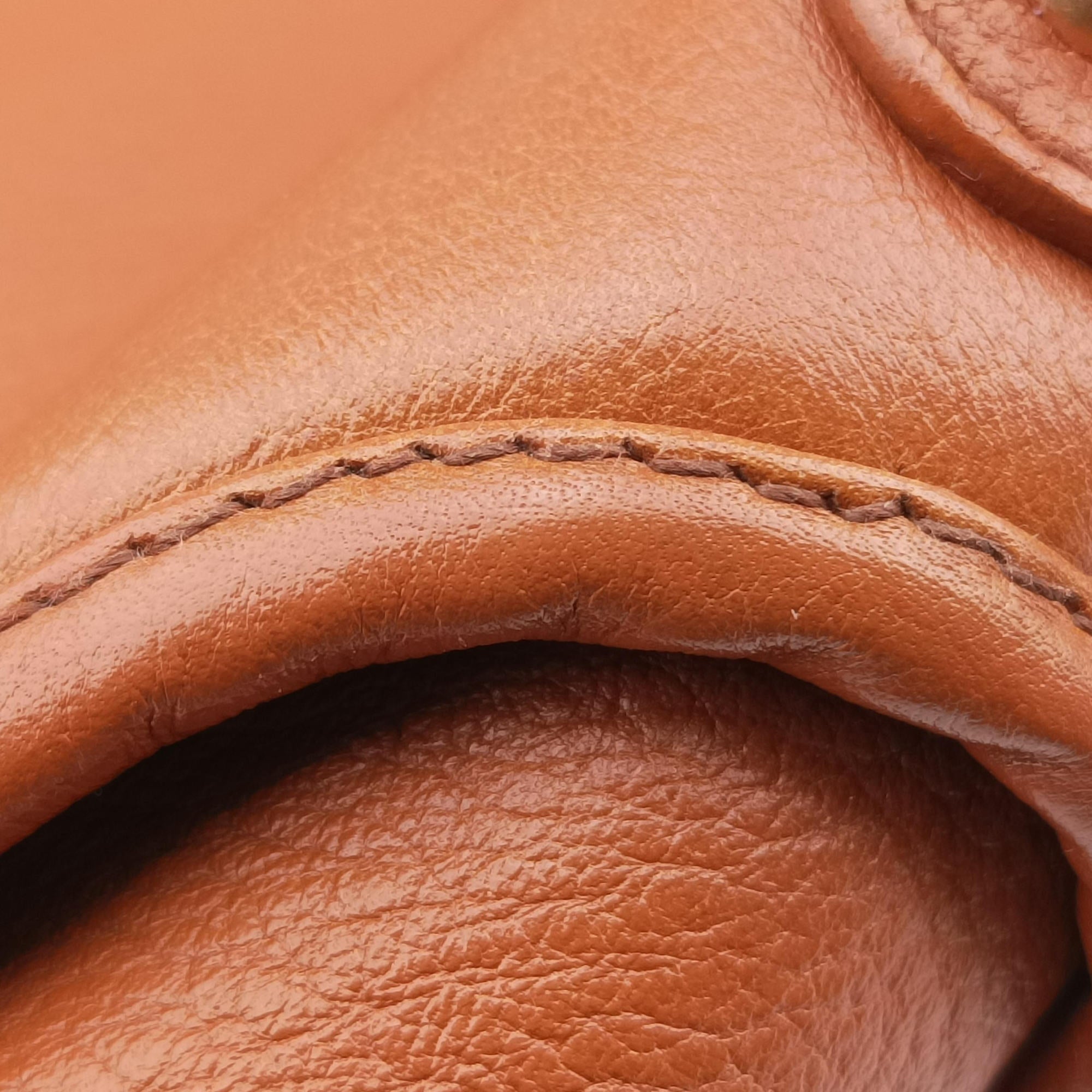 Secondhand Christian Dior Hobo Brown Leather  handbag | stylenewstar