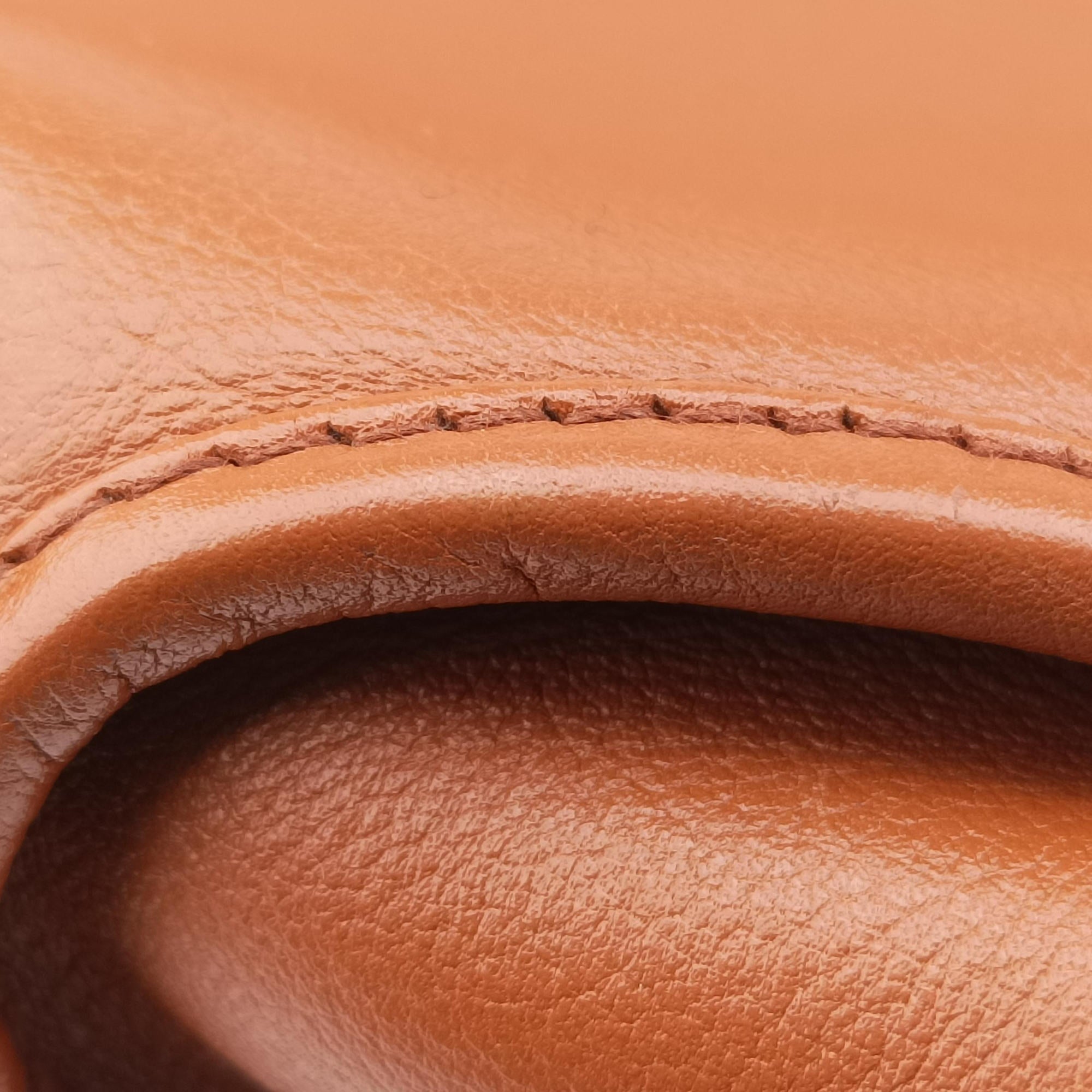 Secondhand Christian Dior Hobo Brown Leather  handbag | stylenewstar
