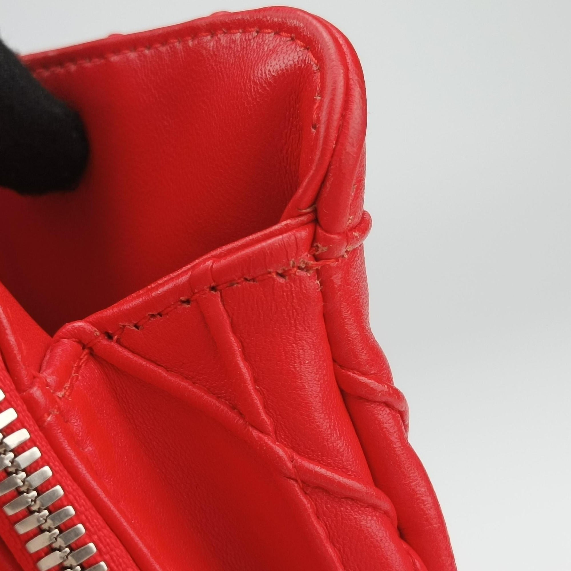 Pre-owned Christian Dior Lady Dior Cannage Soft Red Lambskin  handbag | stylenewstar