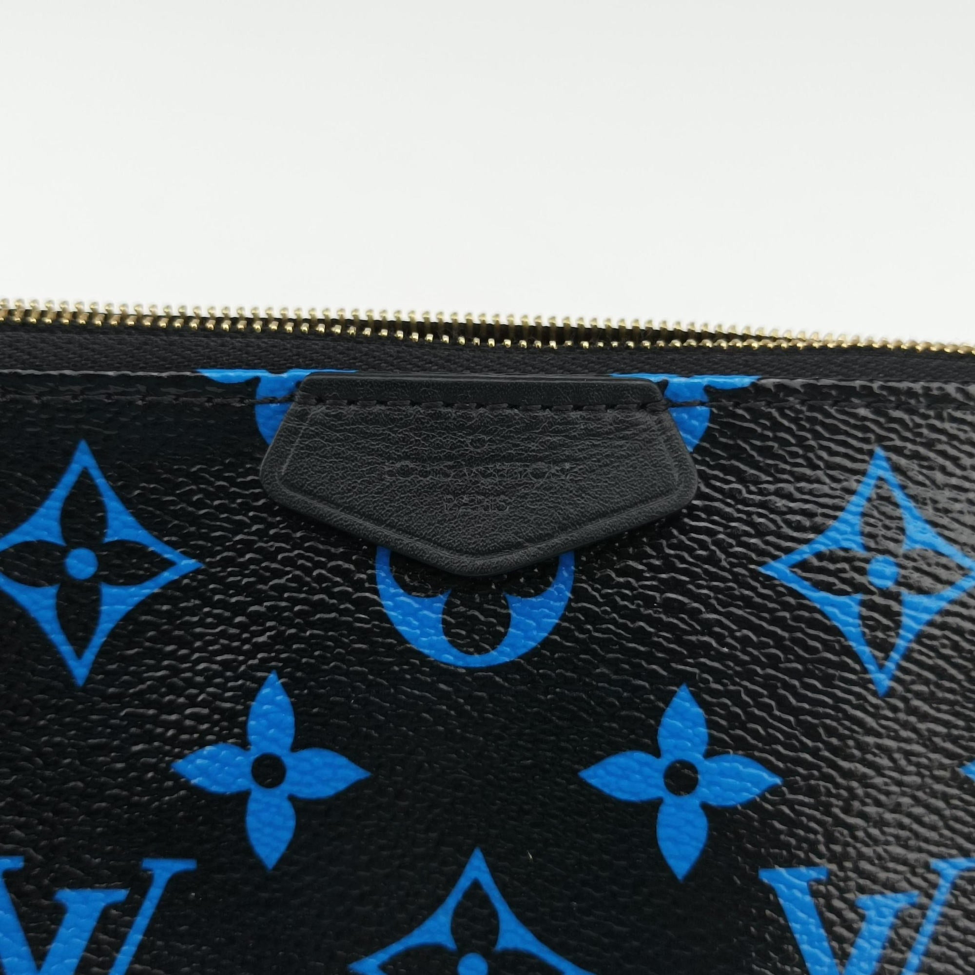 Vintage Louis Vuitton Mini Pochette Accessoires Noir × Blue Monogram Color Canvas M67237 handbag | stylenewstar