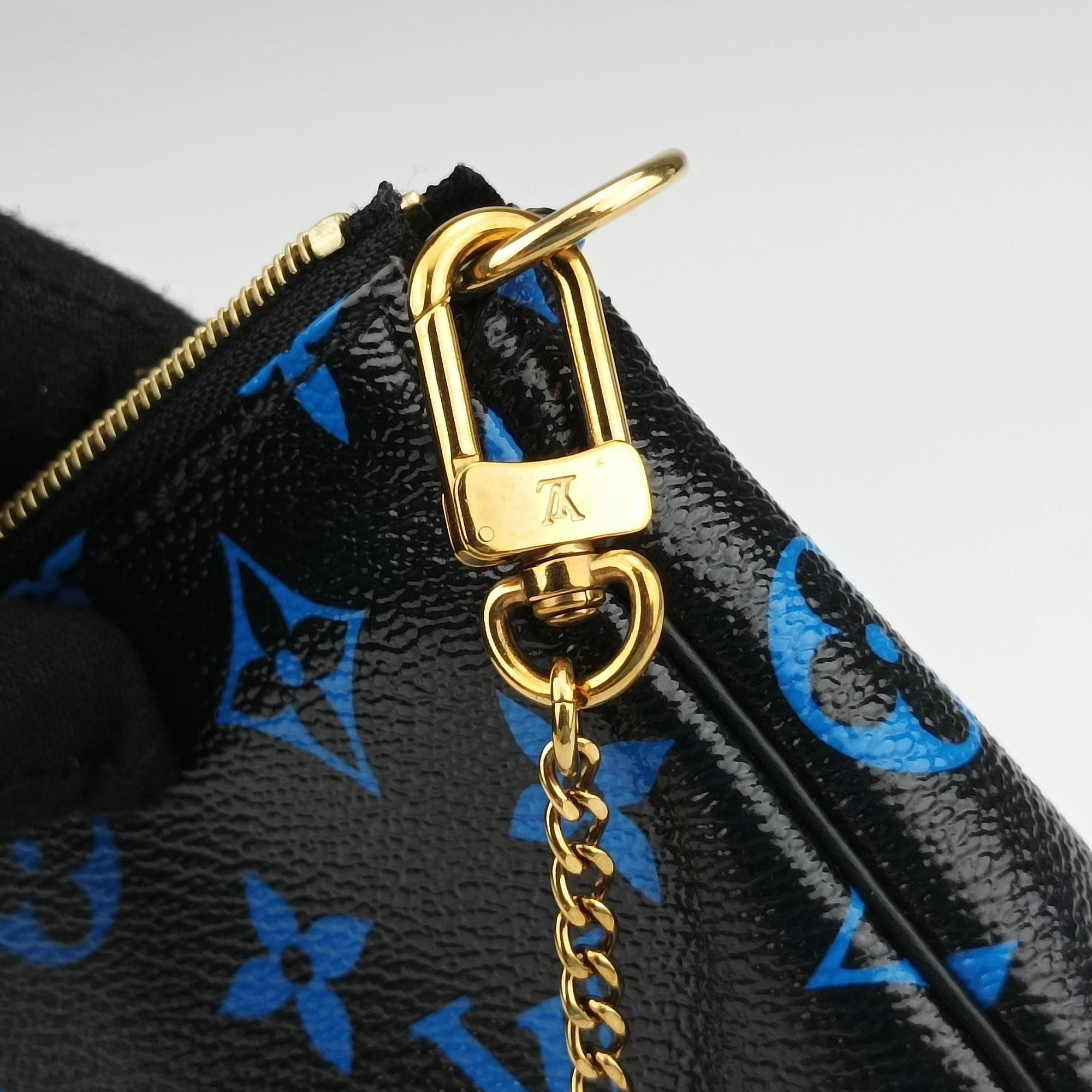 Vintage Louis Vuitton Mini Pochette Accessoires Noir × Blue Monogram Color Canvas M67237 handbag | stylenewstar