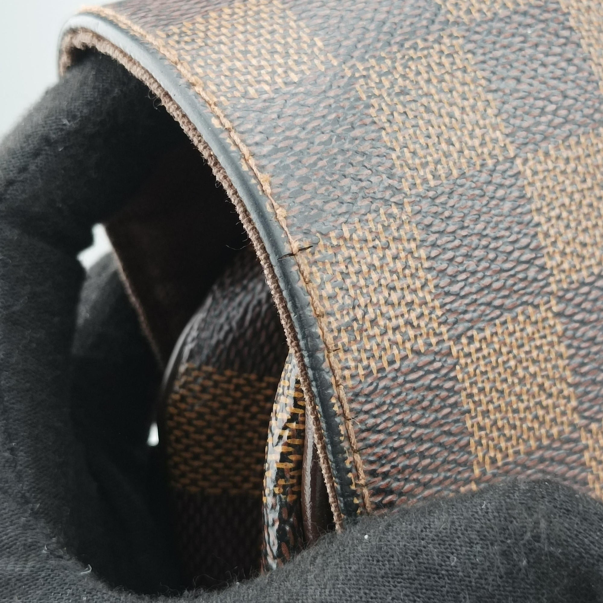 Pre-owned Louis Vuitton SHELTON EBENE Damier Canvas N41149 shoulderbag | stylenewstar
