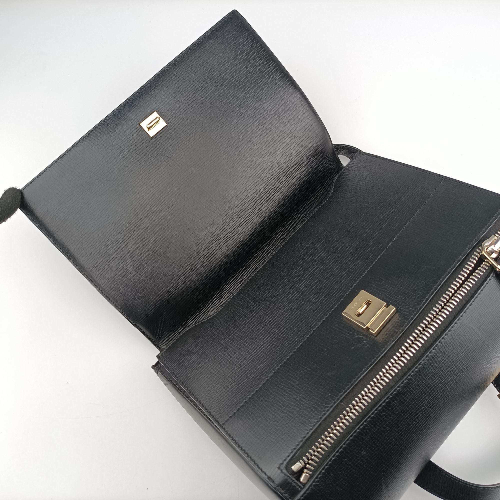 Vintage Givenchy Pandora Black Leather  shoulderbag | stylenewstar