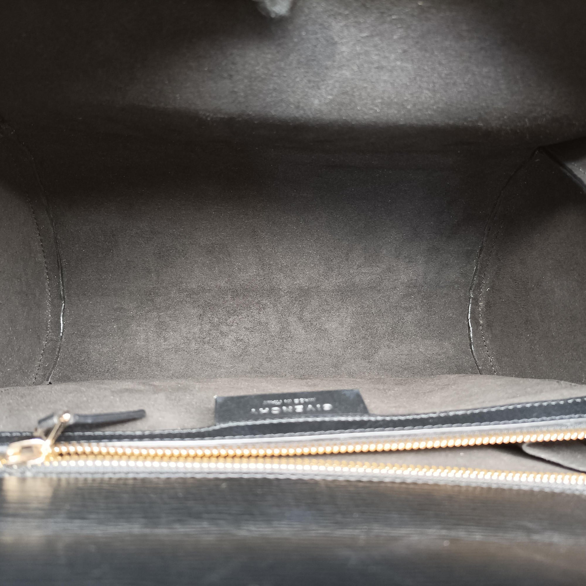 Vintage Givenchy Pandora Black Leather  shoulderbag | stylenewstar