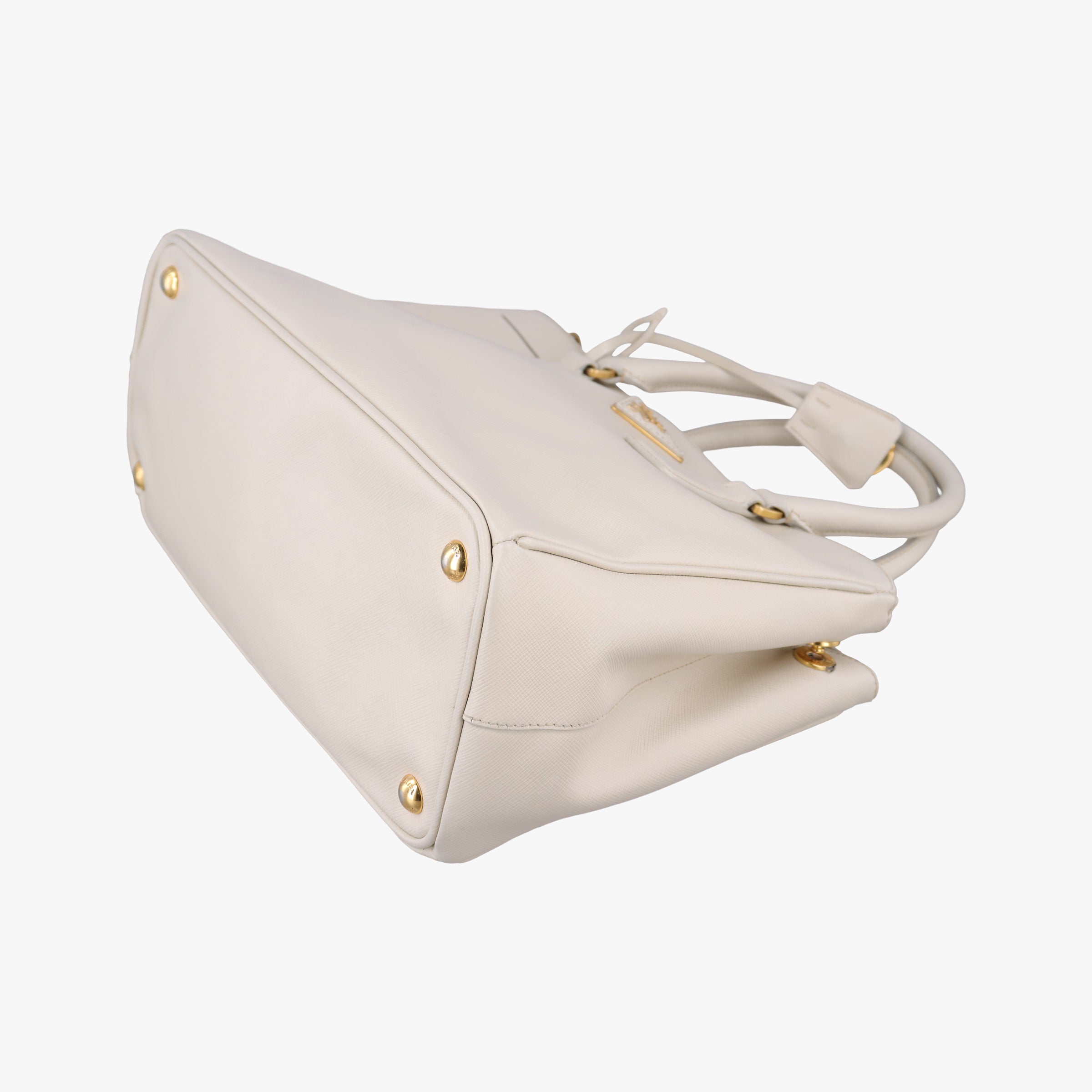 Vintage Prada Galleria White SAFFIANO Leather BN1801 shoulderbag | stylenewstar