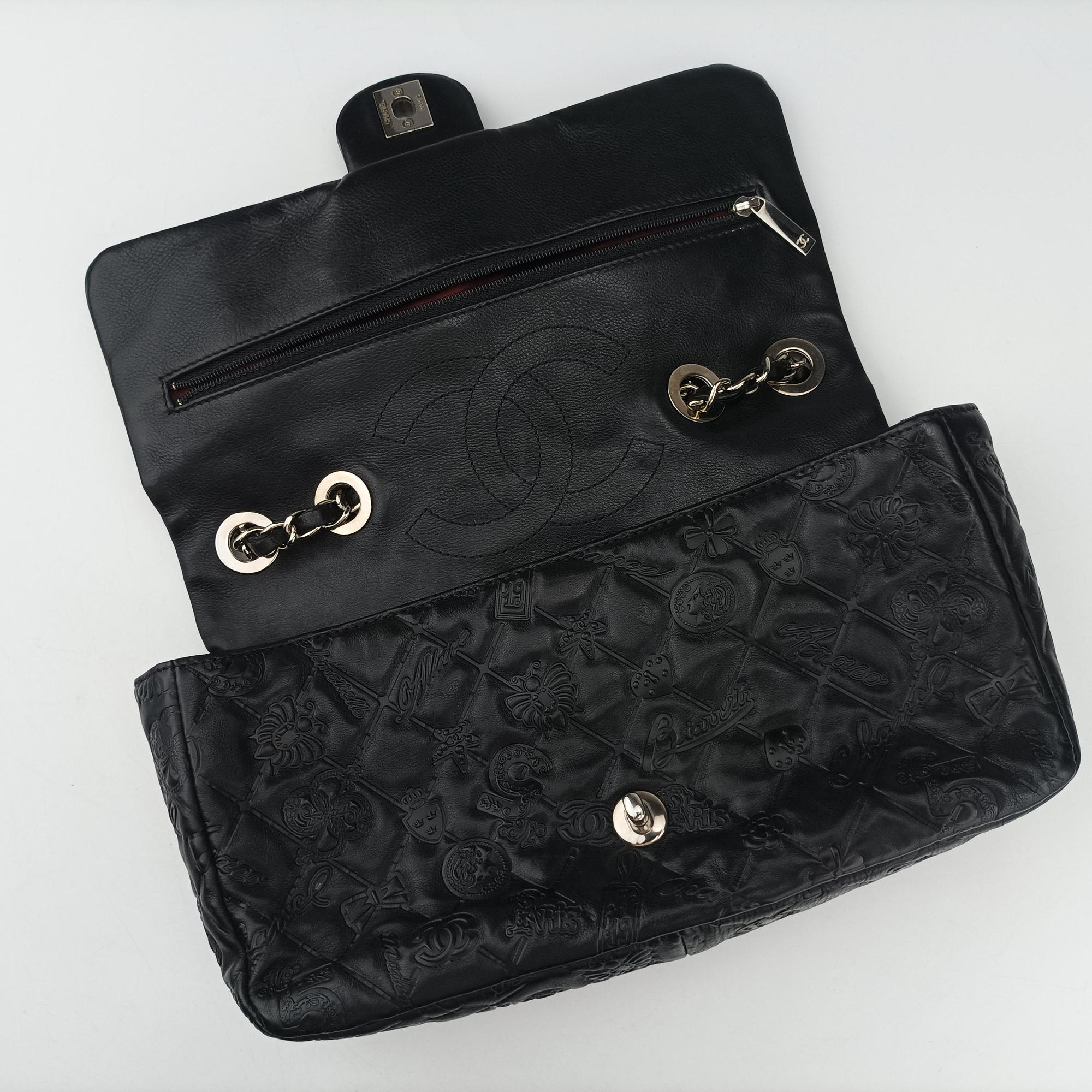 Vintage Chanel Matelasse coco mark Black lambskin A49756 shoulderbag | stylenewstar