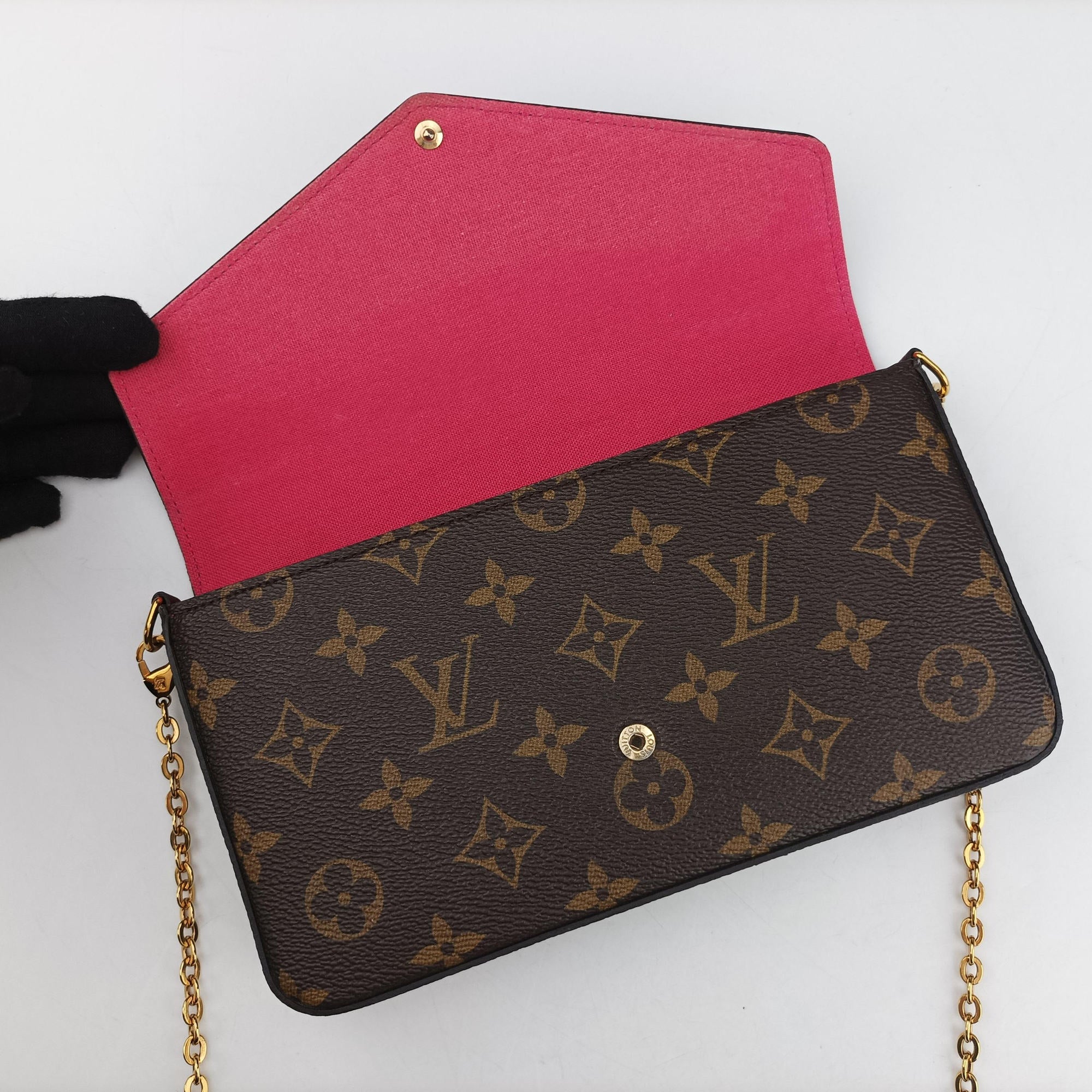 Pre-owned Louis Vuitton Love Lock Pochette Felicie Brown Monogram × Fuchsia Monogram PVC Coated Canvas M63999 shoulderbag | stylenewstar
