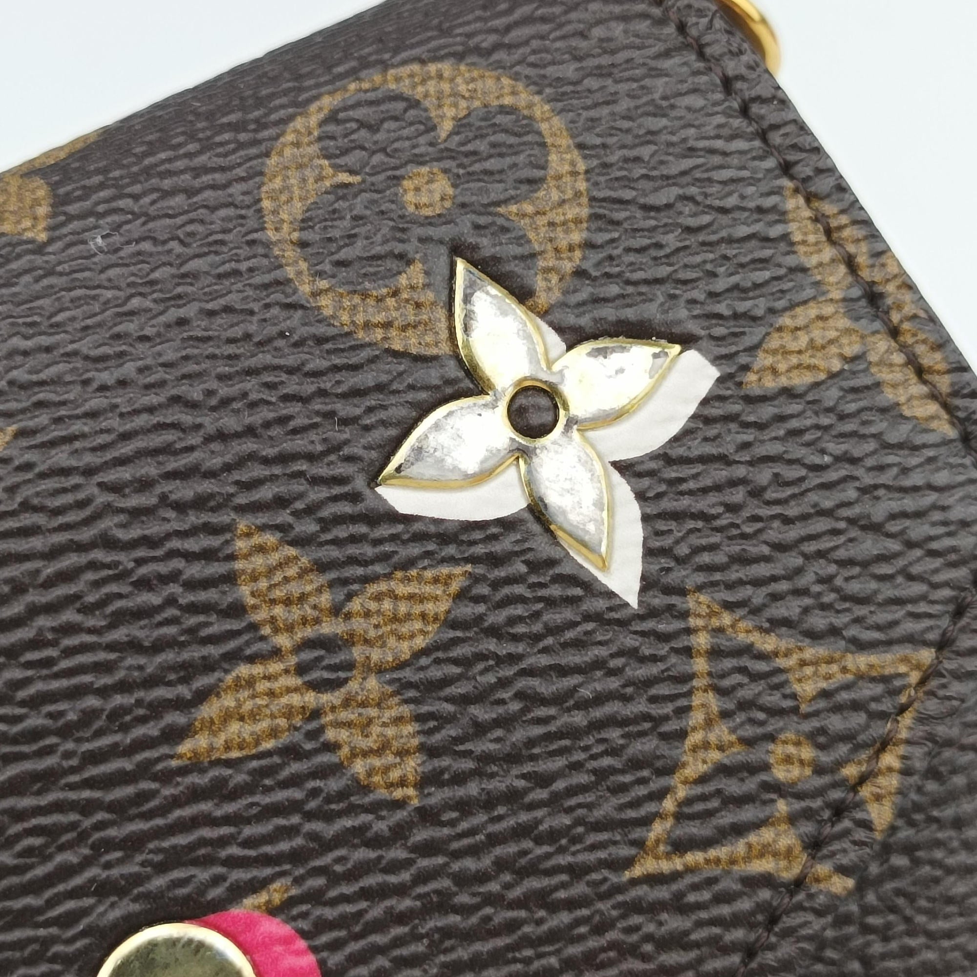 Pre-owned Louis Vuitton Love Lock Pochette Felicie Brown Monogram × Fuchsia Monogram PVC Coated Canvas M63999 shoulderbag | stylenewstar
