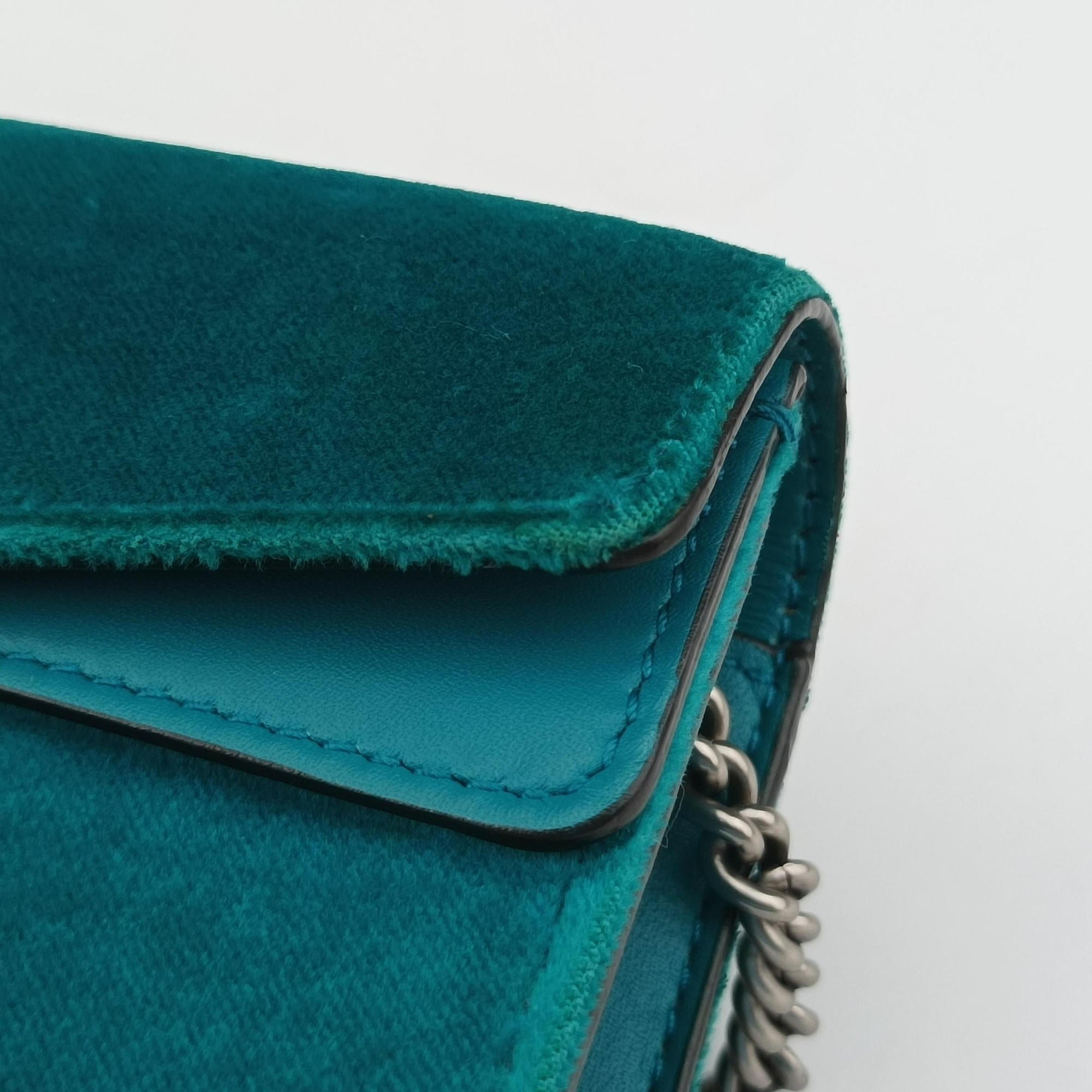 Pre-owned Gucci Dionysus Blue velour 476432 shoulderbag | stylenewstar