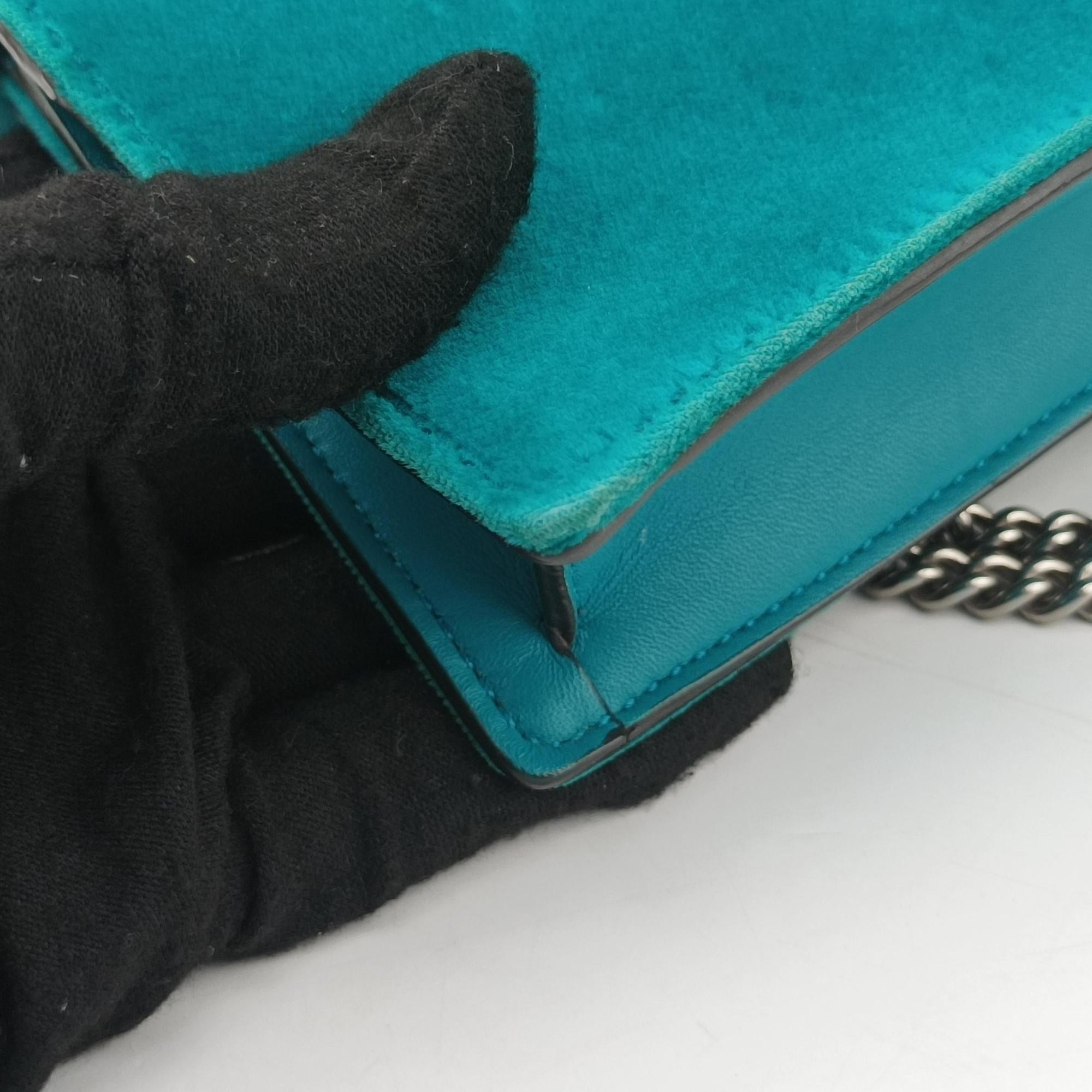 Pre-owned Gucci Dionysus Blue velour 476432 shoulderbag | stylenewstar