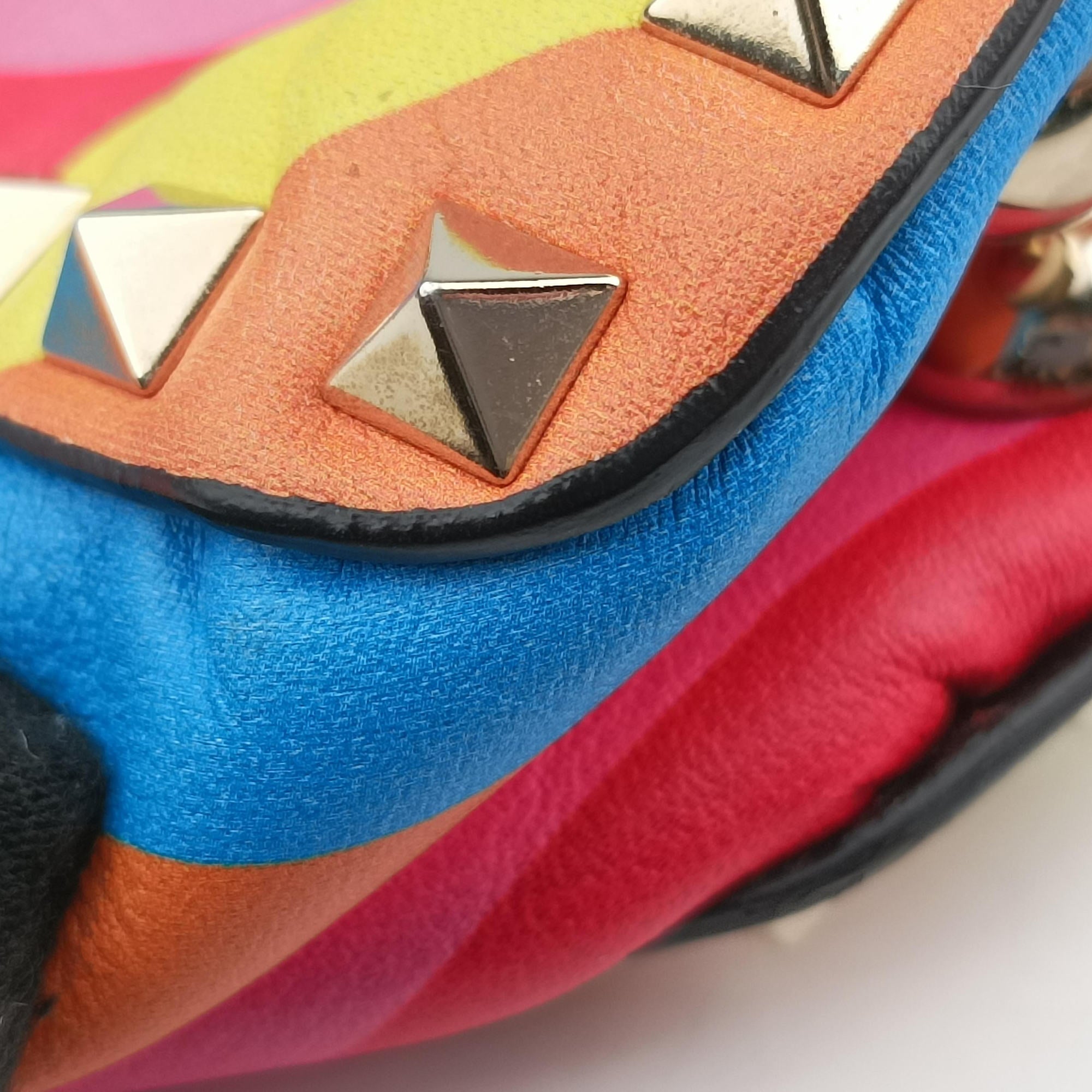 Pre-owned Valentino Rockstud Multicolour Leather  shoulderbag | stylenewstar