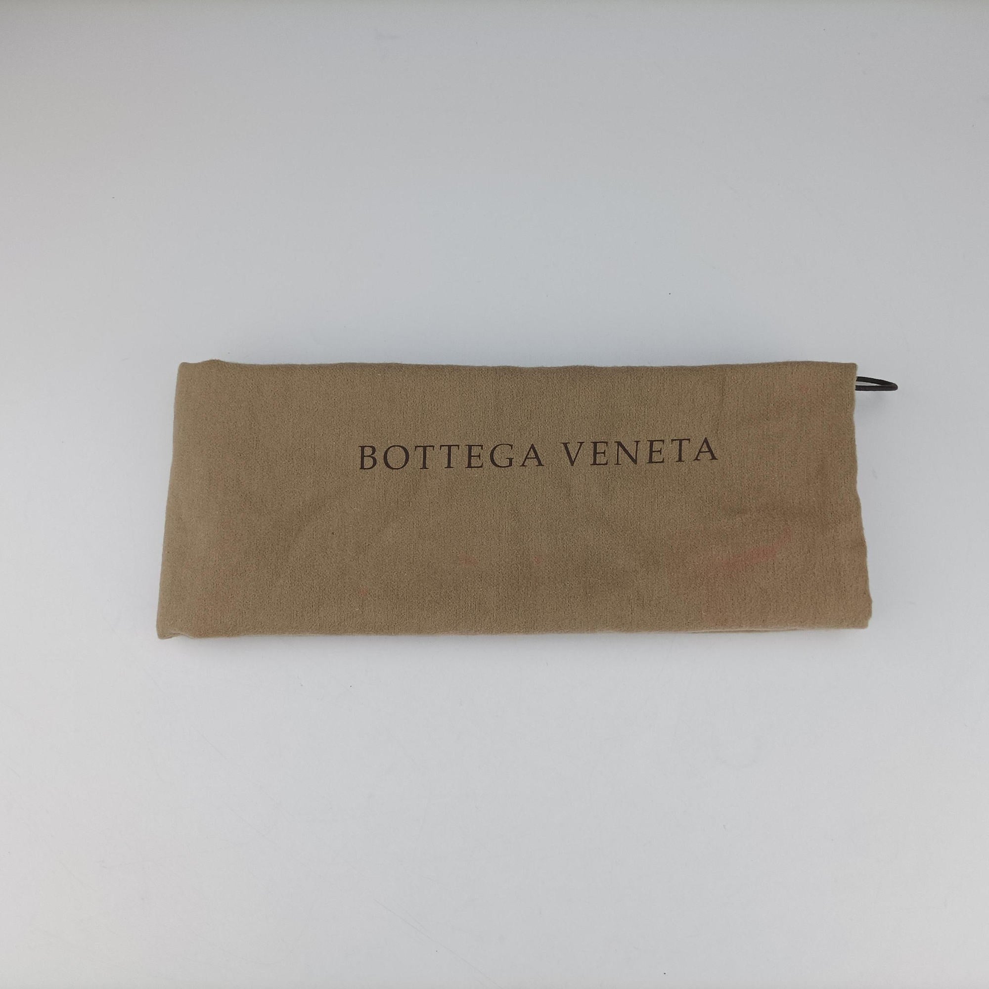 Vintage Bottega Veneta Laser-cut Floral Applique Limited Edition Black Leather  handbag | stylenewstar