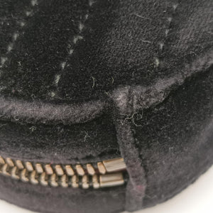 Pre-owned Gucci GG Marmont Black velour 476434 bum bag/waist bag | stylenewstar