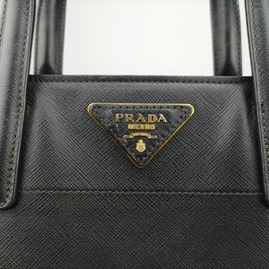 Pre-owned Prada Triple Pocket Convertible Zip Tote Black SAFFIANO　Leather BN2603 handbag | stylenewstar