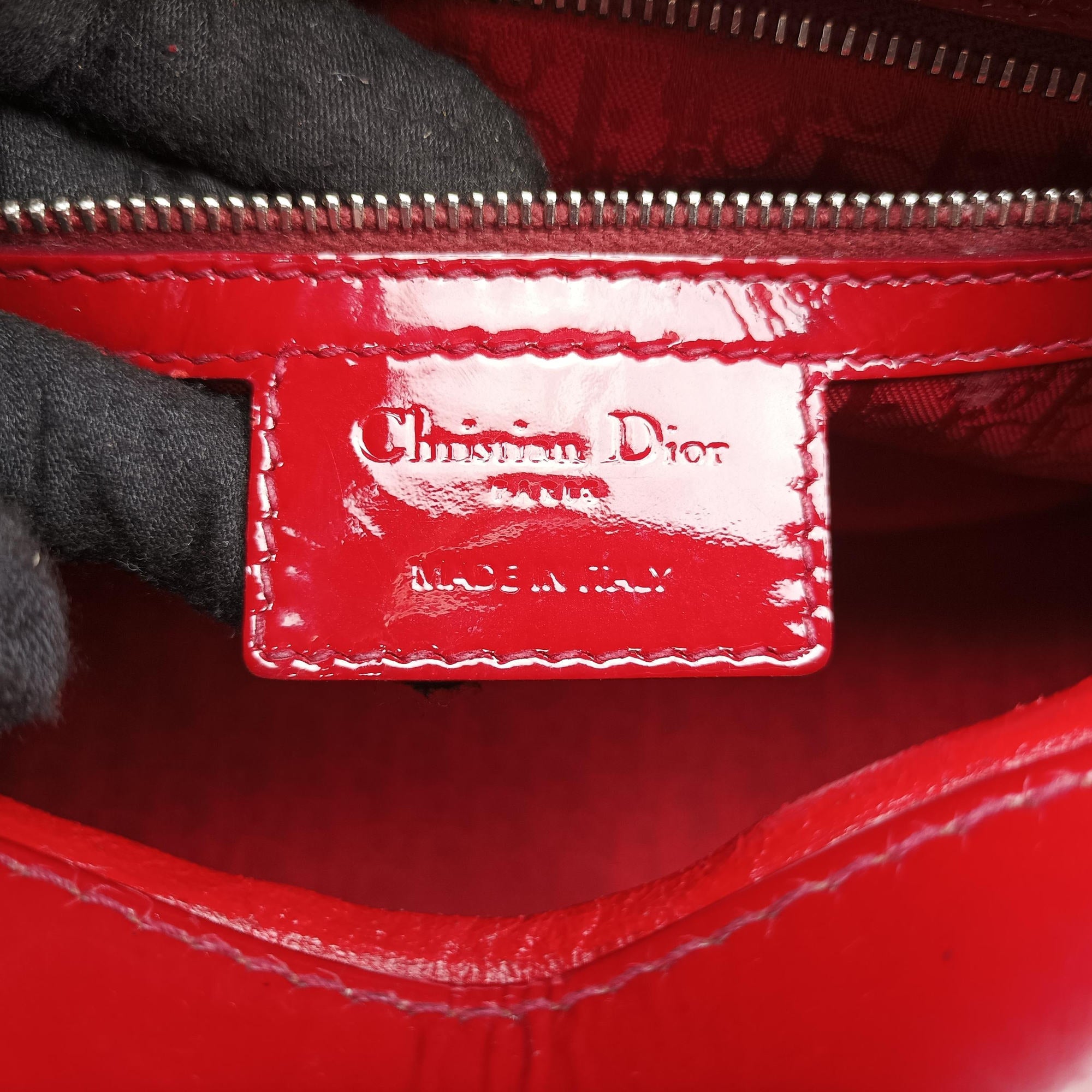 Pre-owned Christian Dior Lady Dior Red patent  shoulderbag | stylenewstar