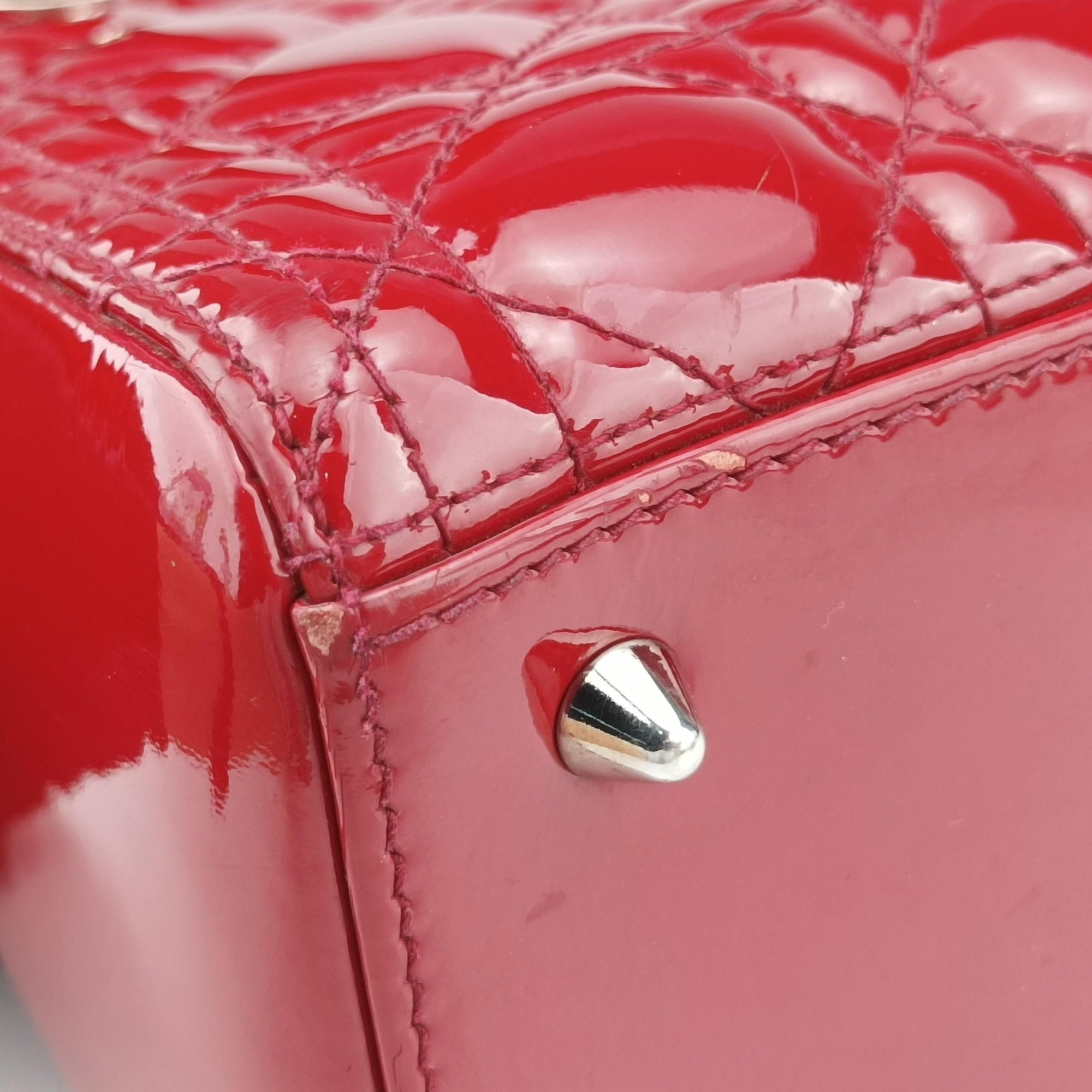 Pre-owned Christian Dior Lady Dior Red patent  shoulderbag | stylenewstar