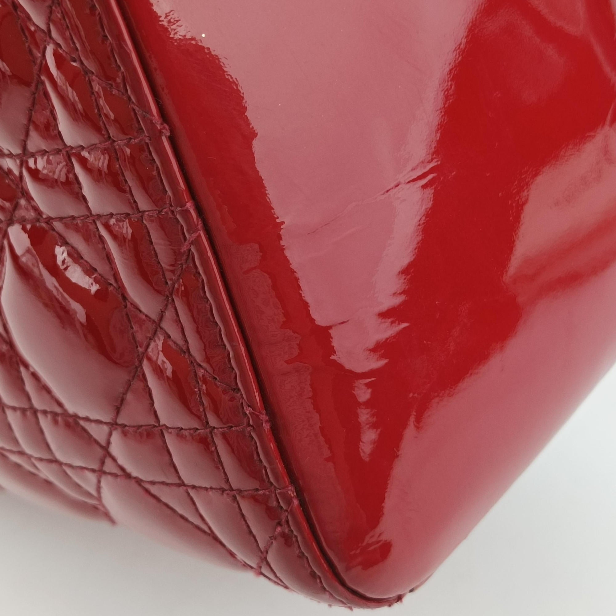 Pre-owned Christian Dior Lady Dior Red patent  shoulderbag | stylenewstar