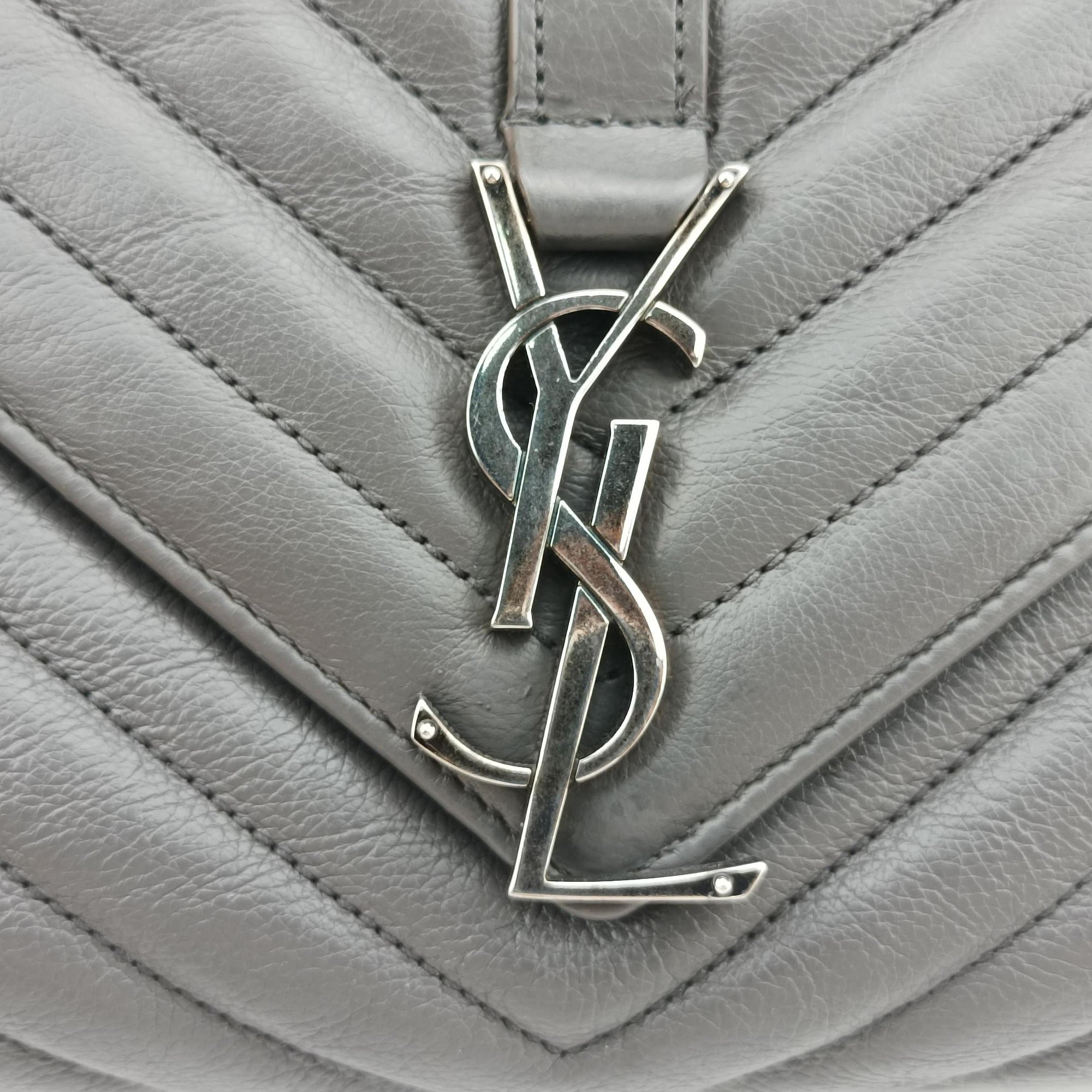 Secondhand Yves Saint Laurent COLLEGE Grey Leather 428056 shoulderbag | stylenewstar