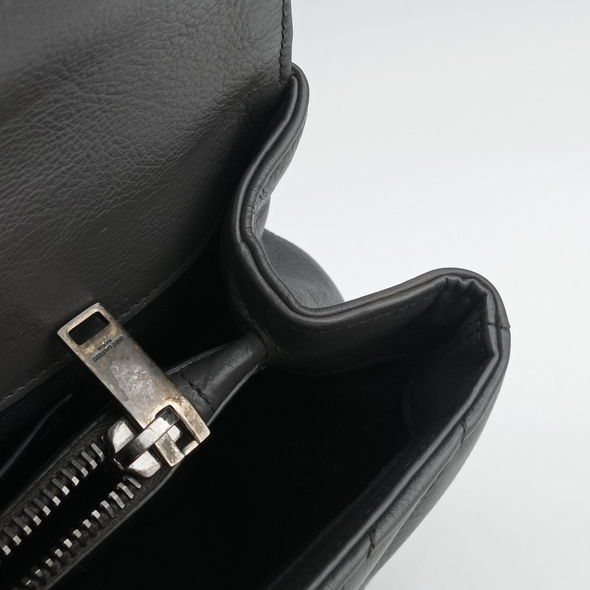 Secondhand Yves Saint Laurent COLLEGE Grey Leather 428056 shoulderbag | stylenewstar