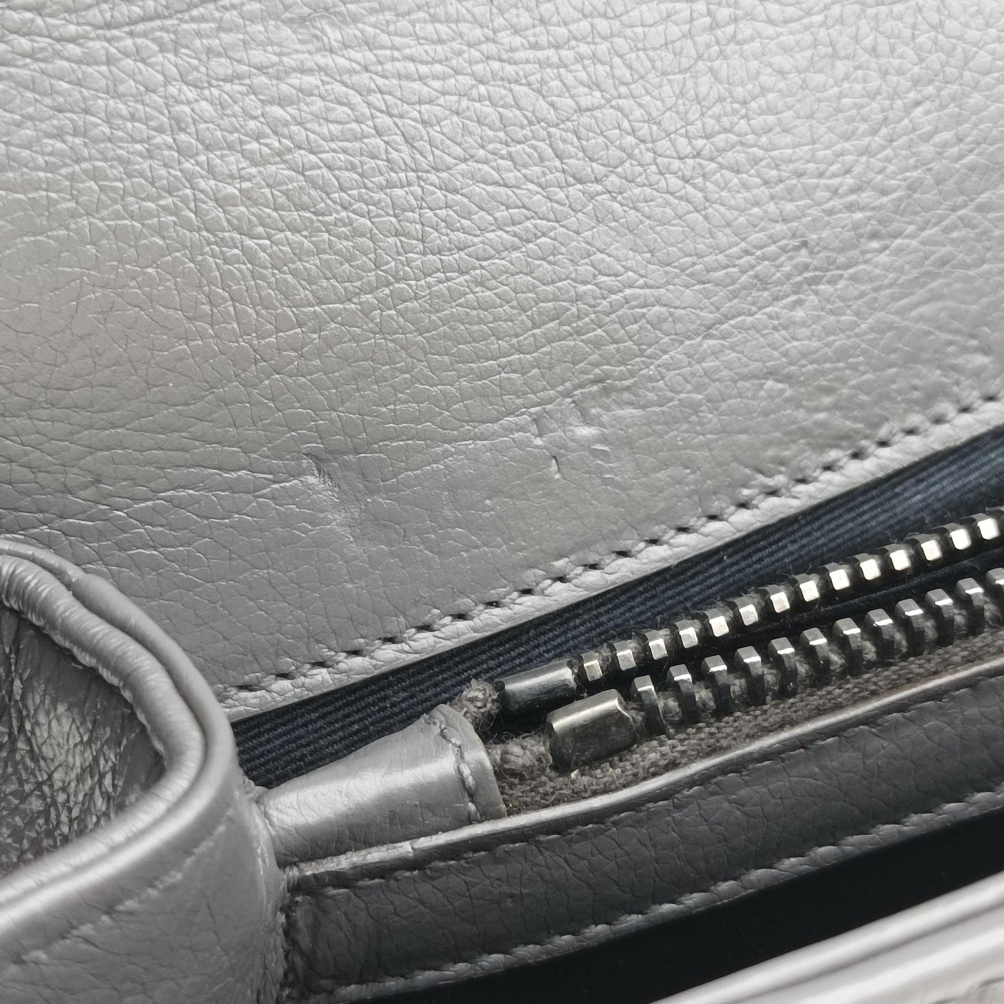 Secondhand Yves Saint Laurent COLLEGE Grey Leather 428056 shoulderbag | stylenewstar