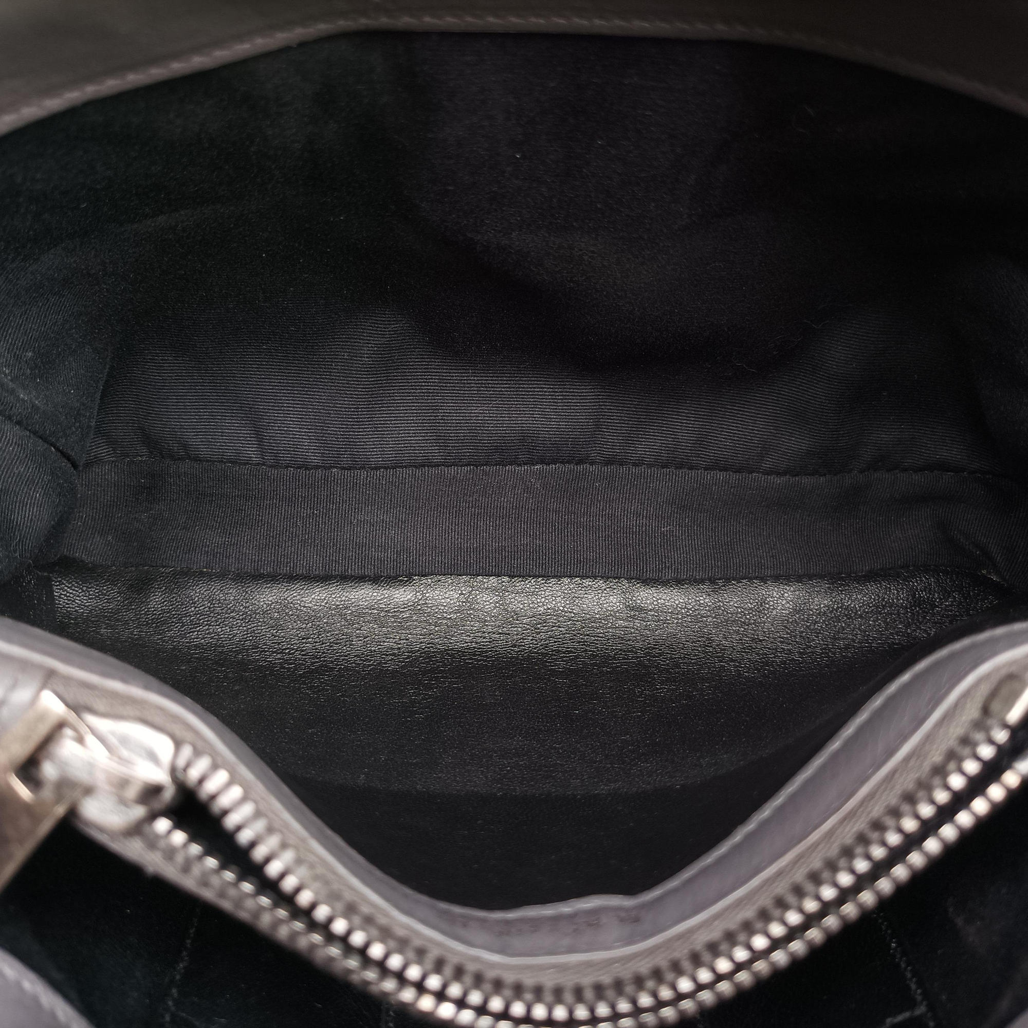 Secondhand Yves Saint Laurent COLLEGE Grey Leather 428056 shoulderbag | stylenewstar