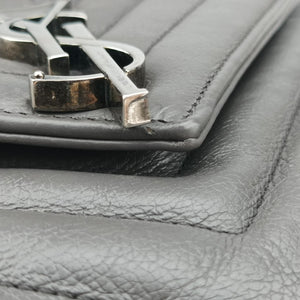 Pre-owned Yves Saint Laurent COLLEGE Grey Leather 428056 handbag | stylenewstar