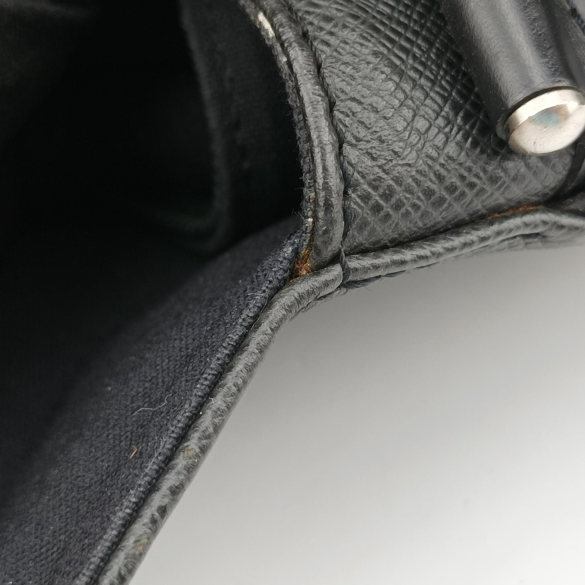 Secondhand Louis Vuitton Viktor Ardoise Taiga x canvas M30142 crossbodybag | stylenewstar