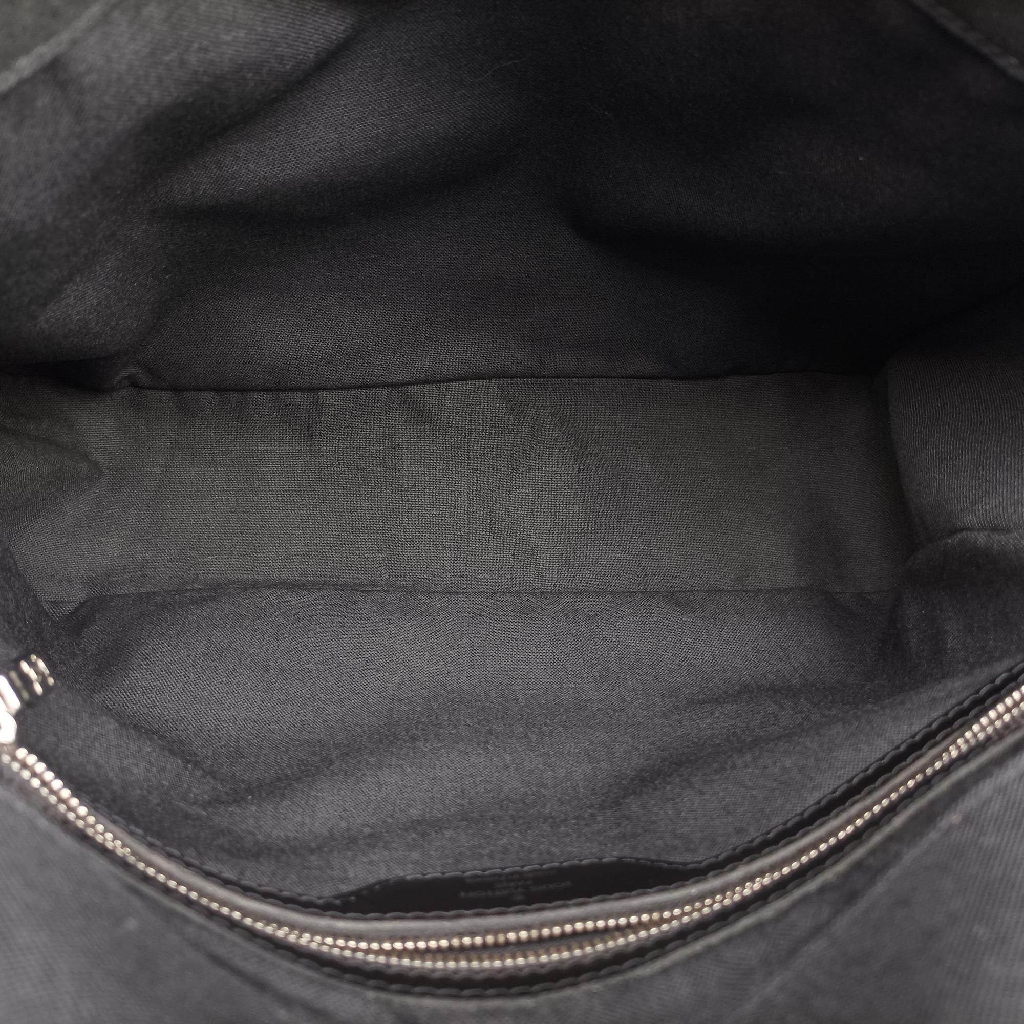Secondhand Louis Vuitton Viktor Ardoise Taiga x canvas M30142 crossbodybag | stylenewstar