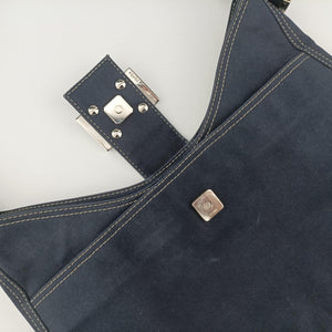 Pre-owned Fendi Mamma Bucket Navy Denim 22112 shoulderbag | stylenewstar